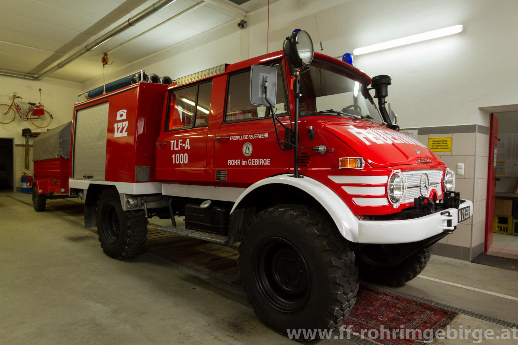 Tlfa 1000 Mercedes Unimog U416 Ff Rohr Im Gebirge