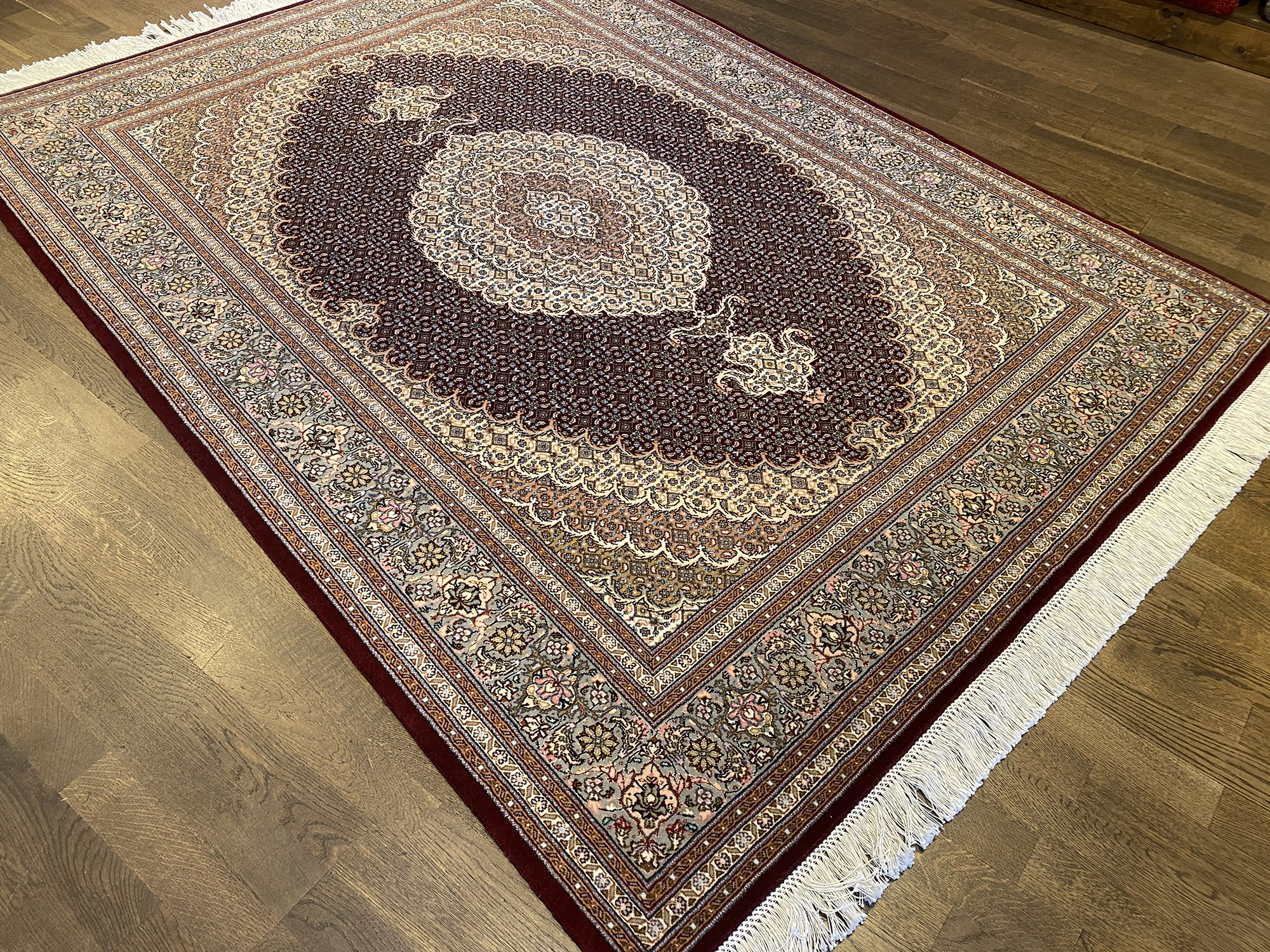 ペルシャ絨毯 - ペルシャ絨毯・ギャッべ・キリム直輸入・卸販売 ペルシャ絨毯 - ペルシャ絨毯・ギャッべ・キリム直輸入・卸販売