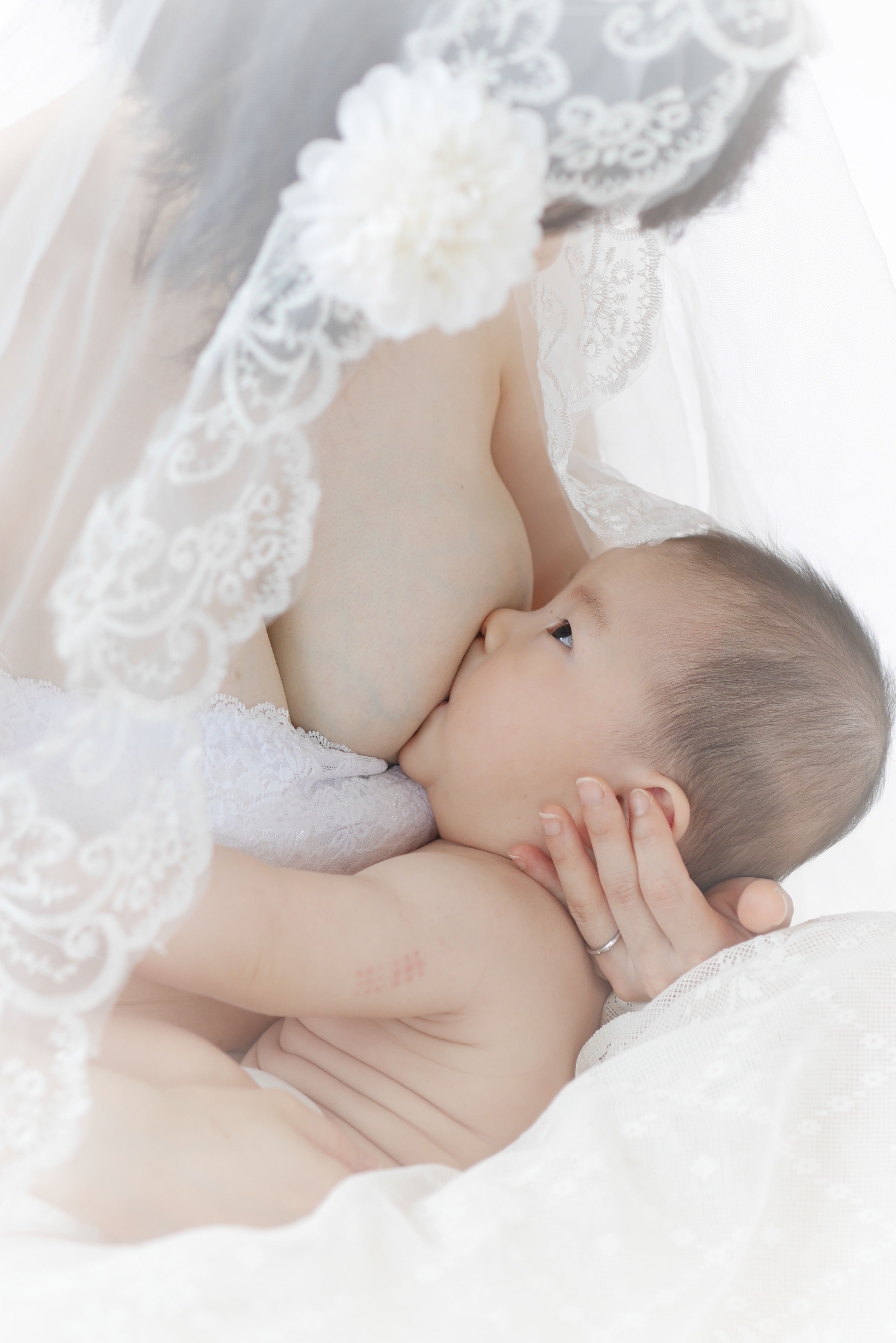 授乳フォト 徳島で赤ちゃんとマタニティママ写真 ベビーフォトサロンきりんのゆめ 授乳フォト 徳島で赤ちゃんとマタニティママ写真 ベビーフォトサロンきりんのゆめ