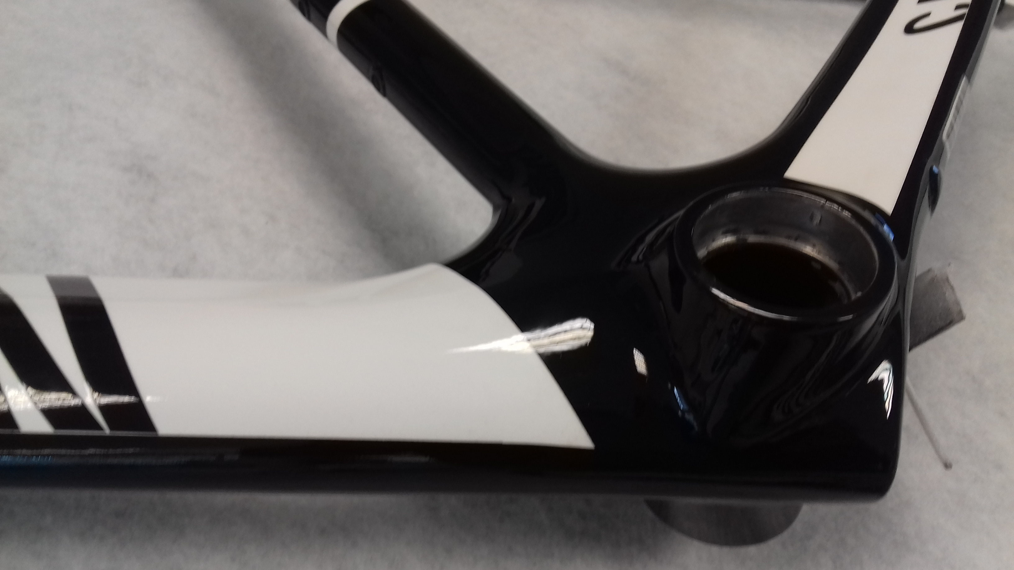 Carbon fiber bike frame repair Shop Raptor Composites