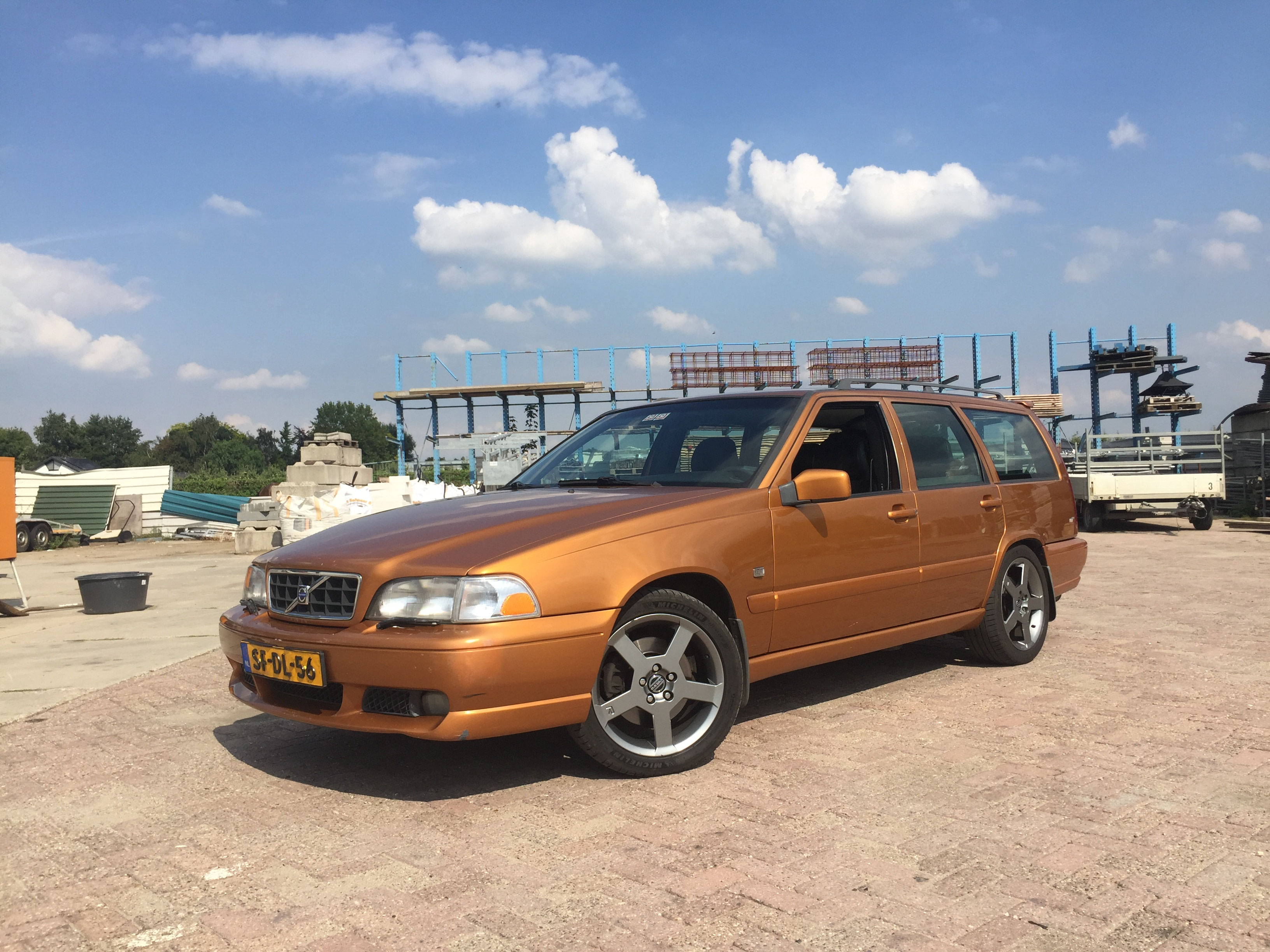 Volvo V70 R Saffron BTC Volvo Specialist in 850 T5R
