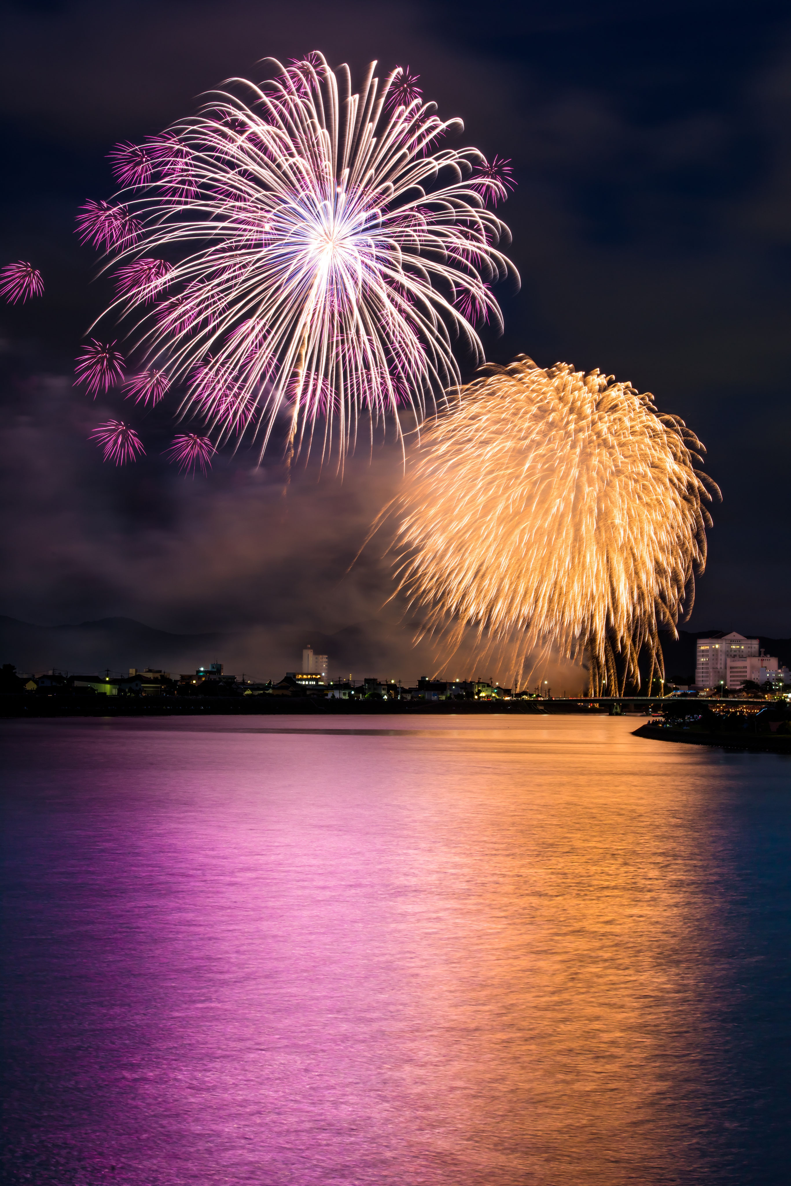 写真コンクール 18年 奉賛会 手筒花火発祥の地 打上花火大会 写真コンクール 18年 奉賛会 手筒花火発祥の地 打上花火大会