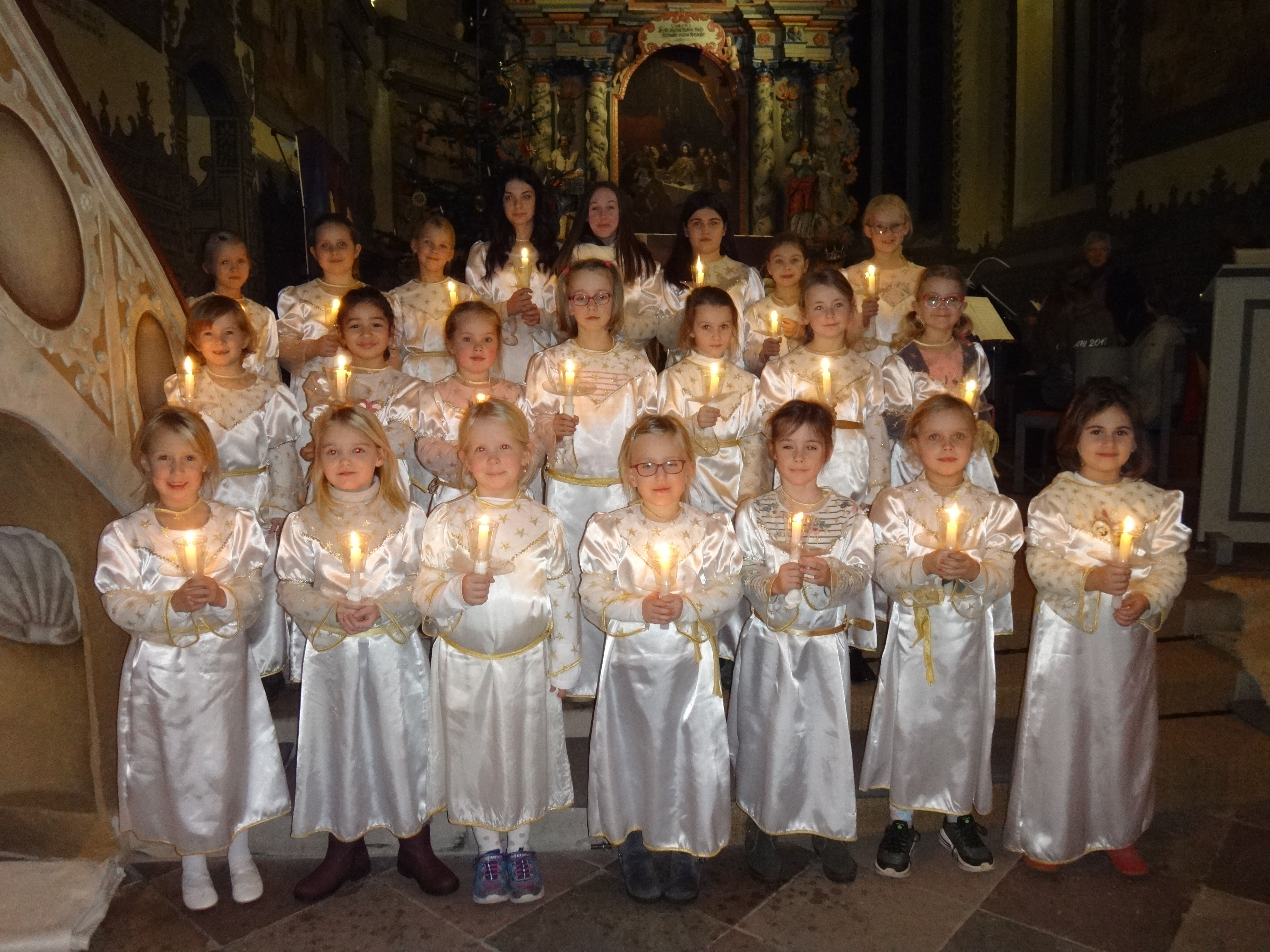 Engelchor 2019 Ev. Kirchengemeinde Mengeringhausen