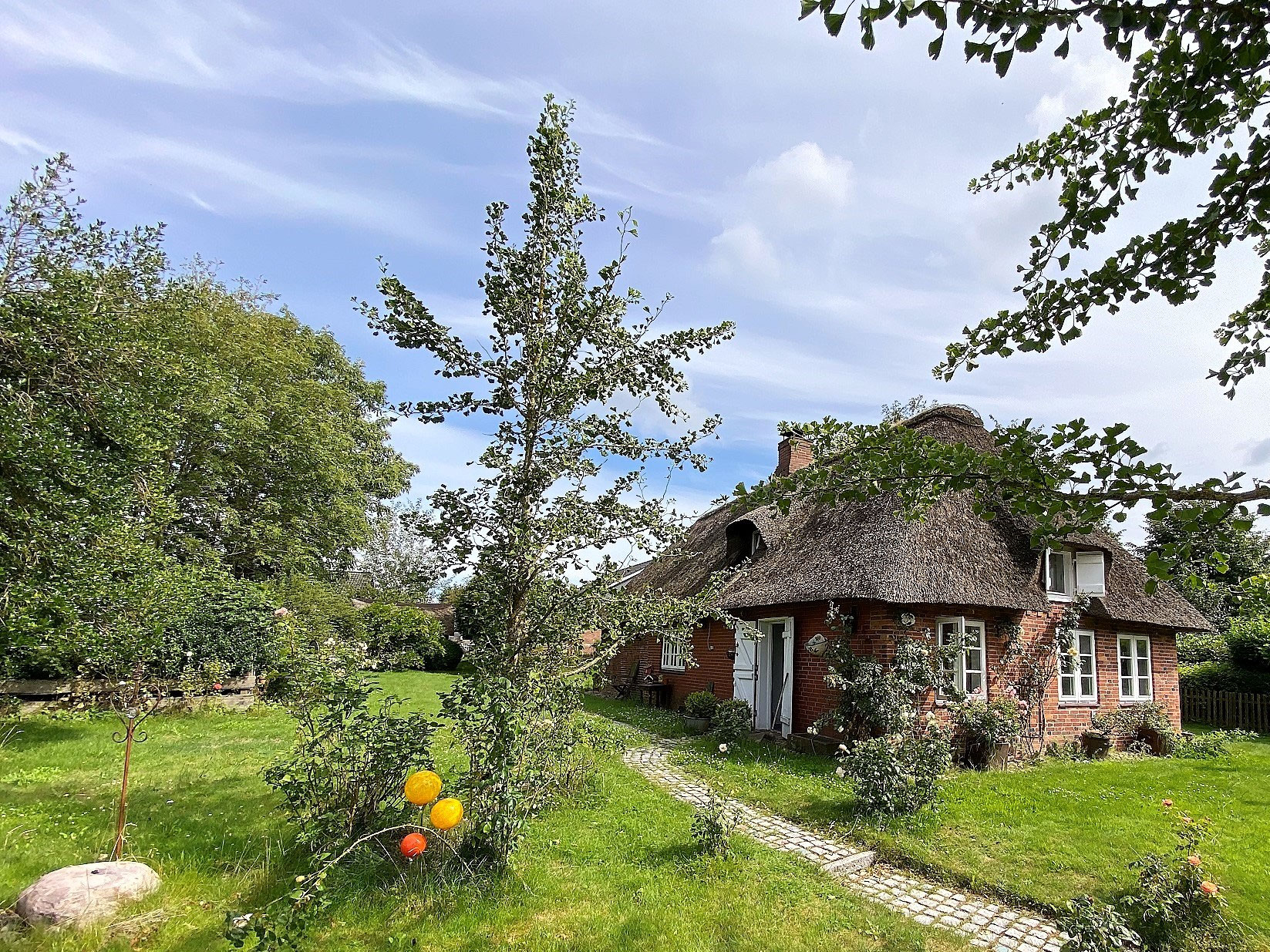 Reetdachhaus direkt vor Sylt & Dänemark Immobilien an Nord und