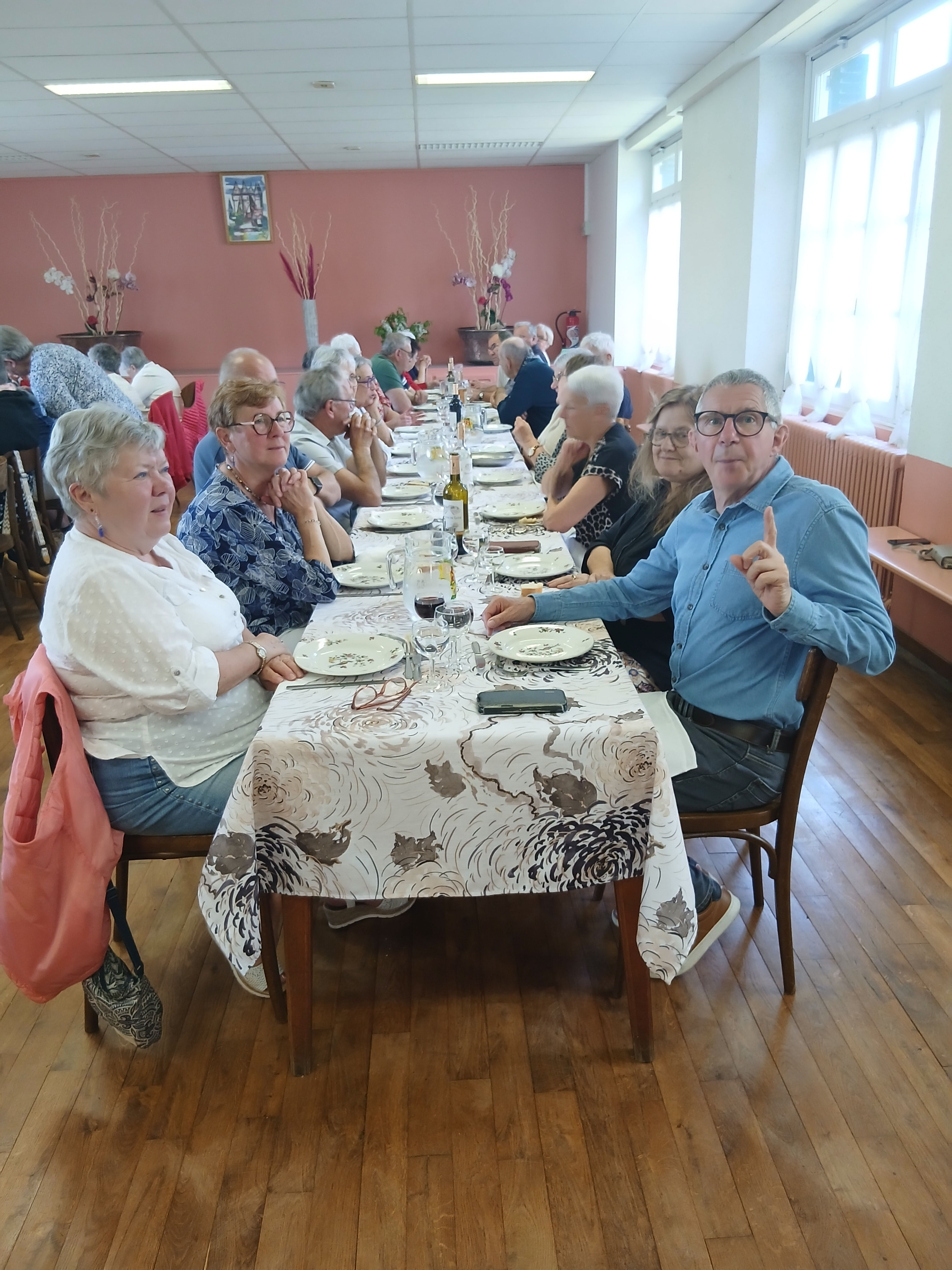 Activités réalisées au Club intergénérationnel “les Bruyères de VEBRET"
