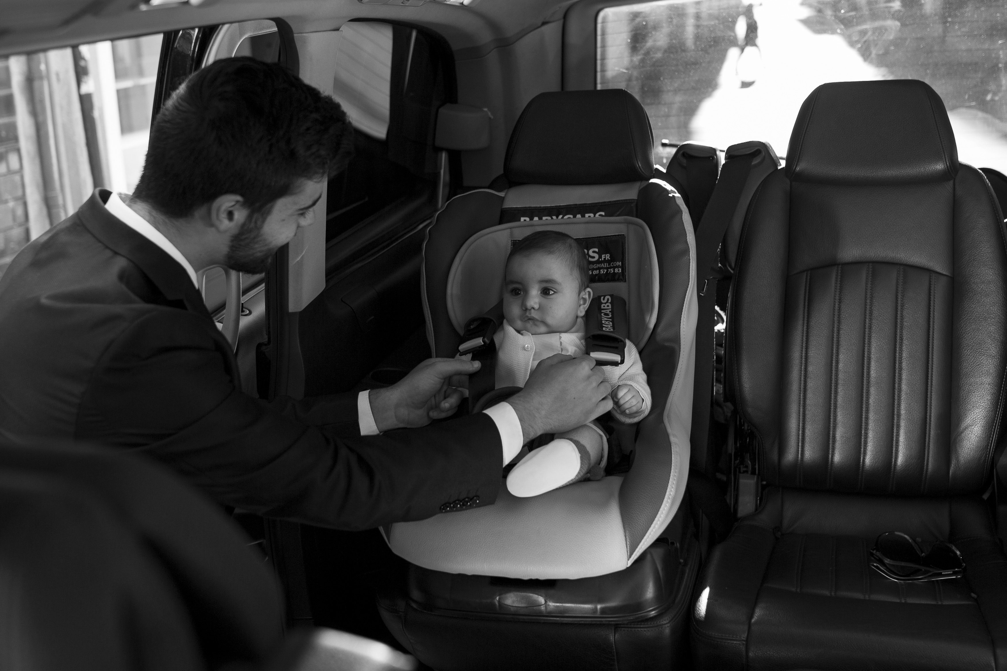 Taxi with baby seat Paris VTC siége bébé