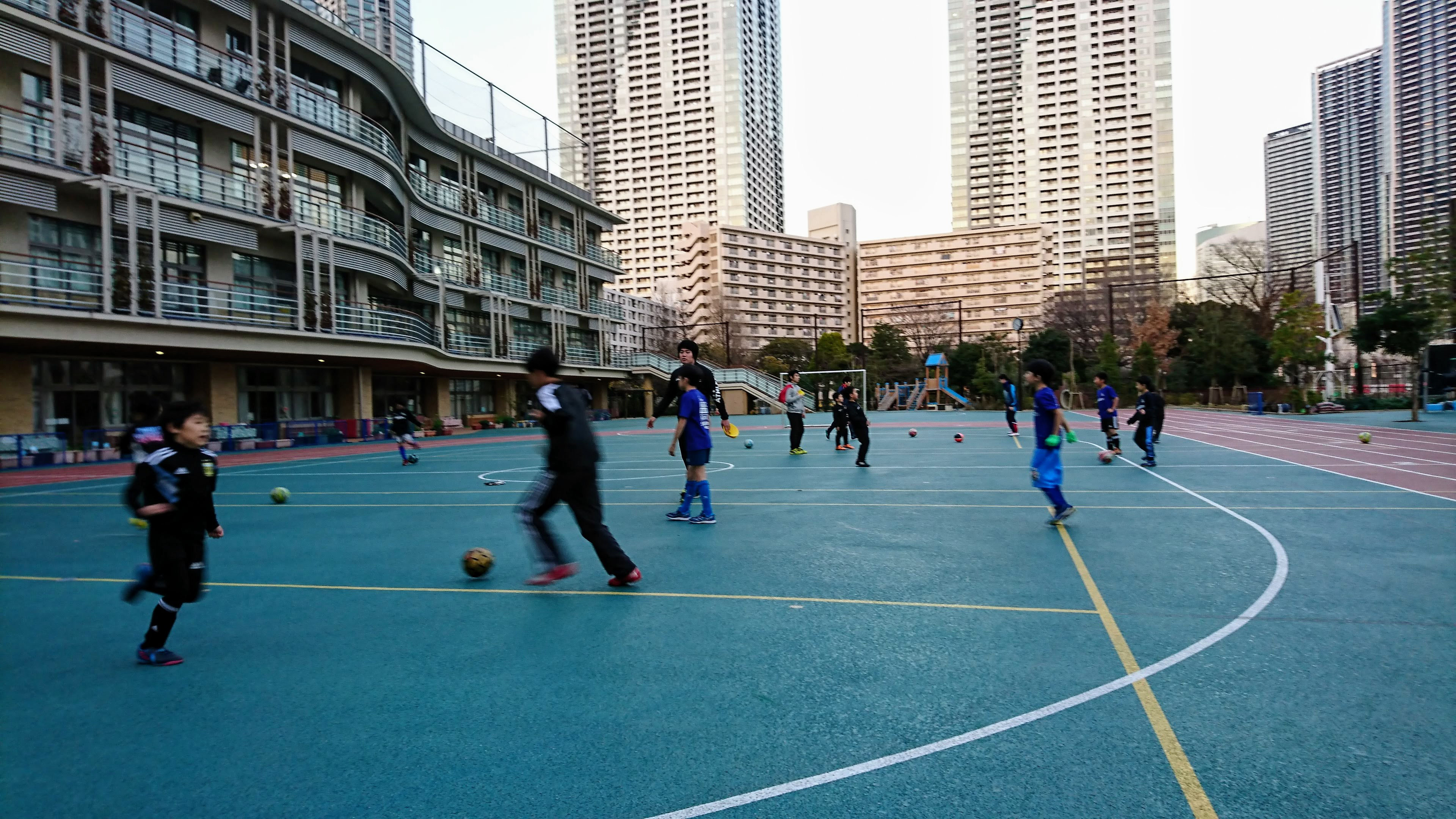 Rgbfcアクア ジュニアフットサル 東京都港区をフットサルタウンに フットサルの普及と文化をつくるために活動しています Rgbfc
