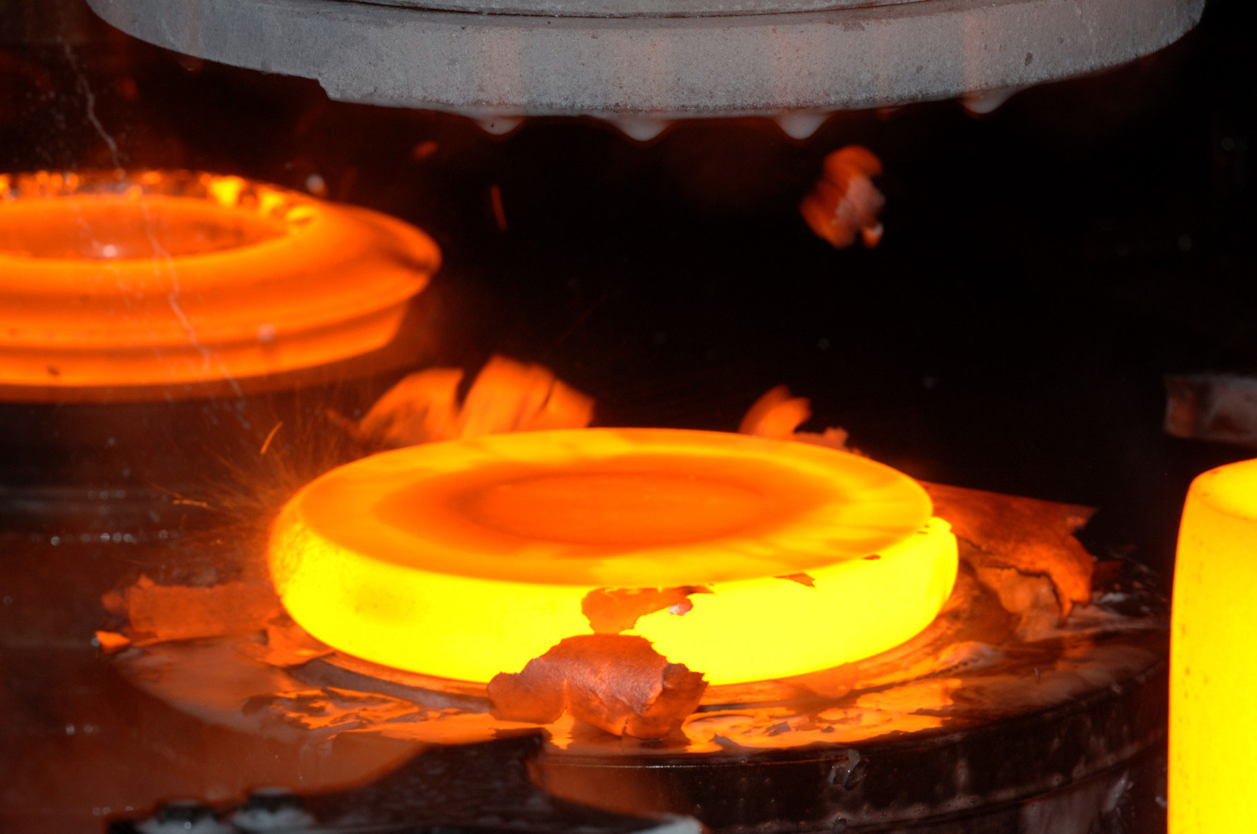 Presshärten und Fixturhärten - IBW Dr. Irretier GmbH