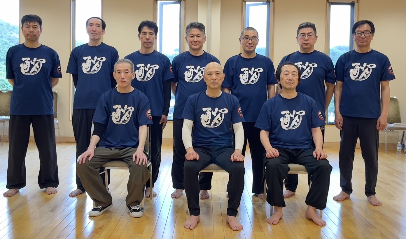 武術・通背拳を都内を中心に各地で伝授しています。 - 武術・通背拳を