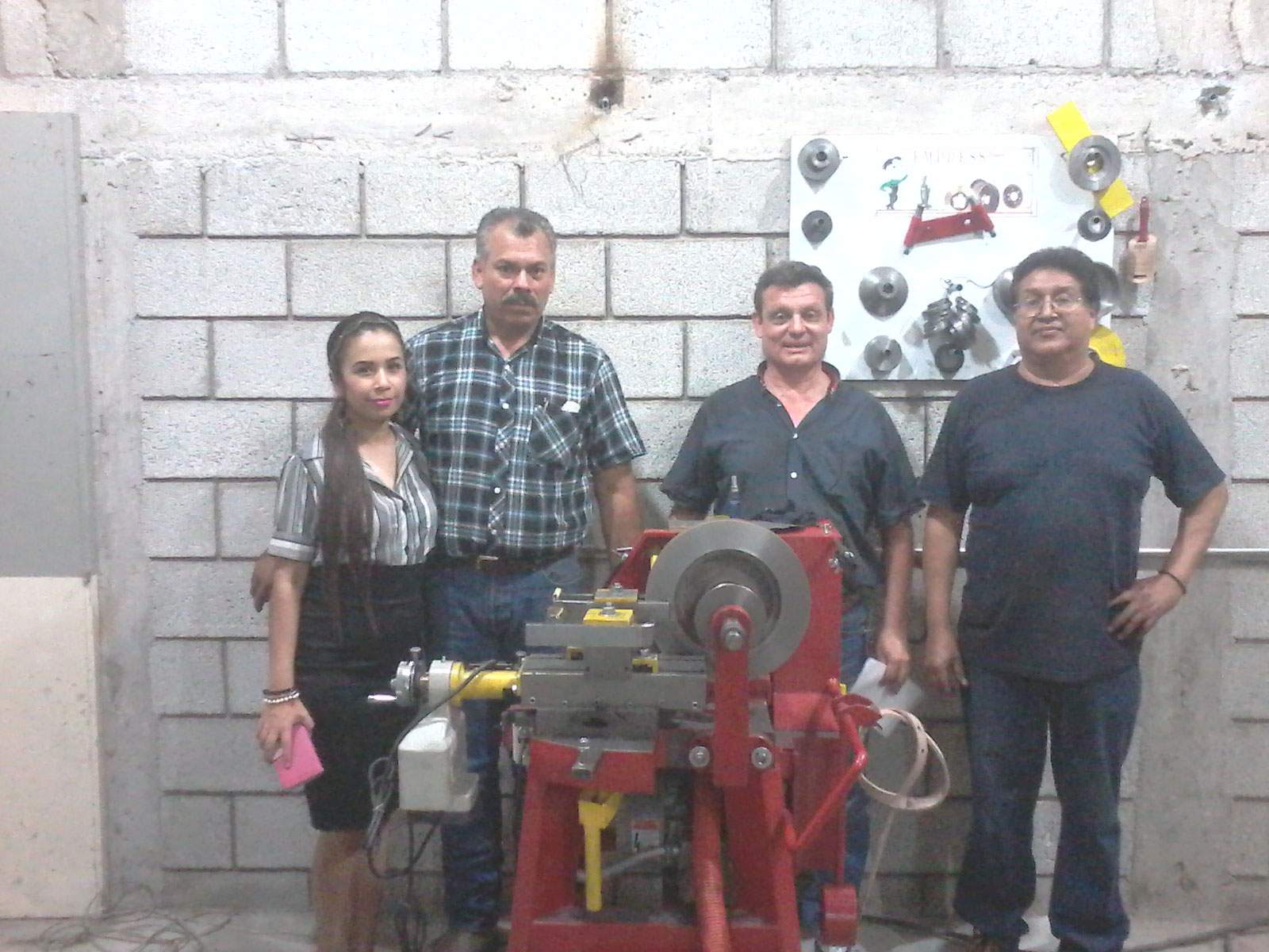 parque Llevando nadar Rectificadoras de Frenos, Venta de tornos para rectificar discos, tambores y venta de rectificadoras de discos y cremalleras EmpressBraix, la más moderna y versátil, incluye aditamentos y capacitación - DESMONTADORAS parque Llevando nadar Rectificadoras de Frenos, Venta de tornos para rectificar discos, tambores y venta de rectificadoras de discos y cremalleras EmpressBraix, la más moderna y versátil, incluye aditamentos y capacitación - DESMONTADORAS