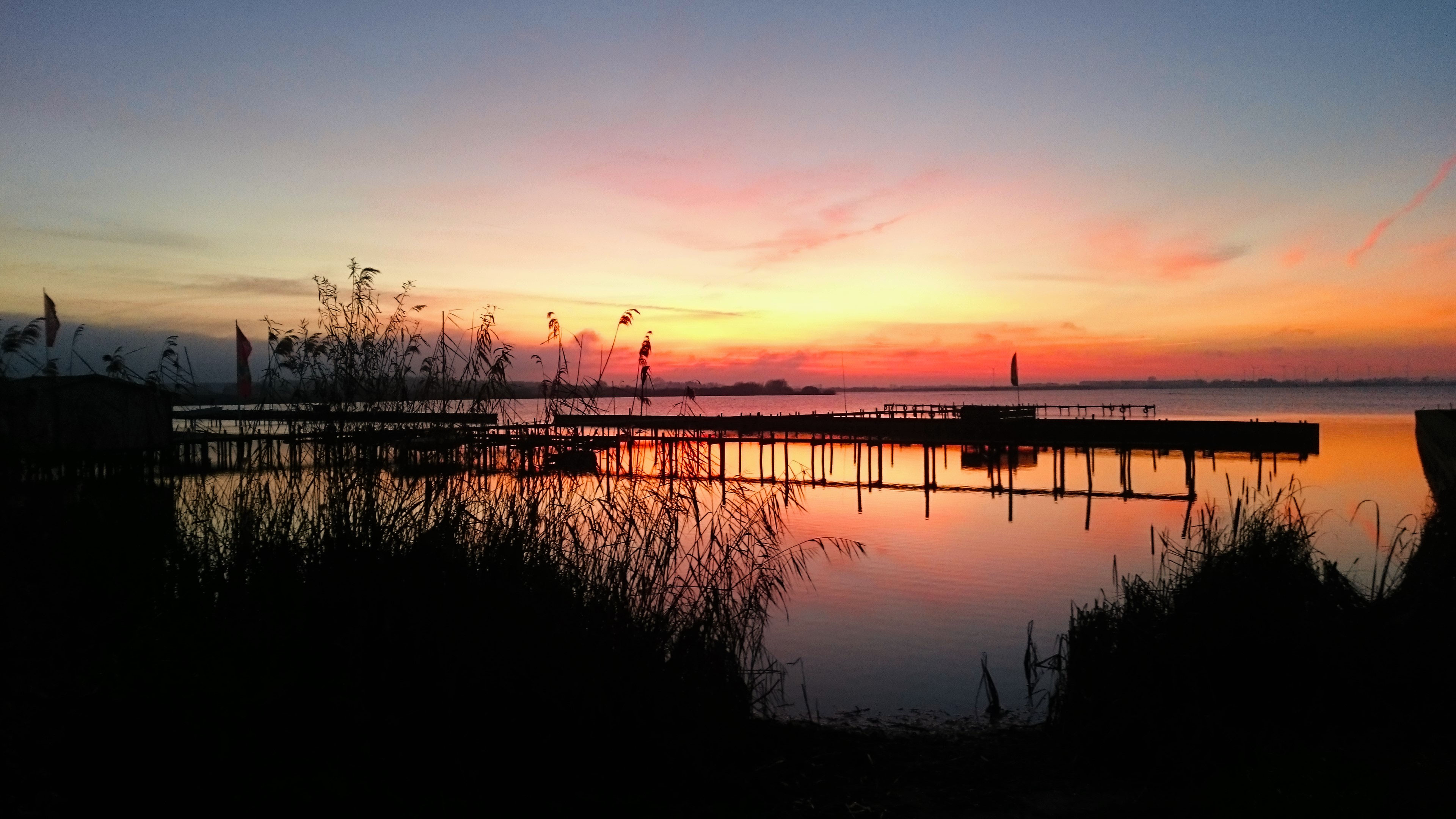 Hüde. Das Dorf huedeamduemmersees Webseite!