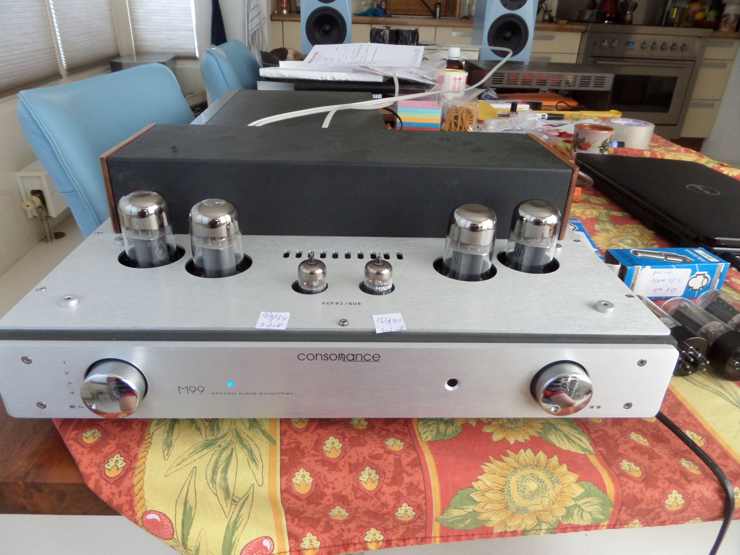 Checking a Consonance M99 - tubesandrecords.com NOS tubes for you!