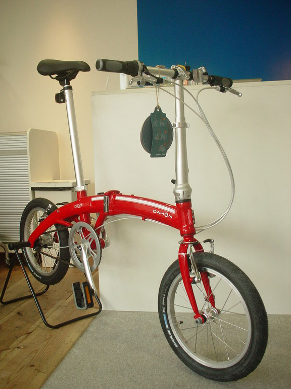 DAHON CURVE D3 - movebicycles.net DAHON CURVE D3 - movebicycles.net