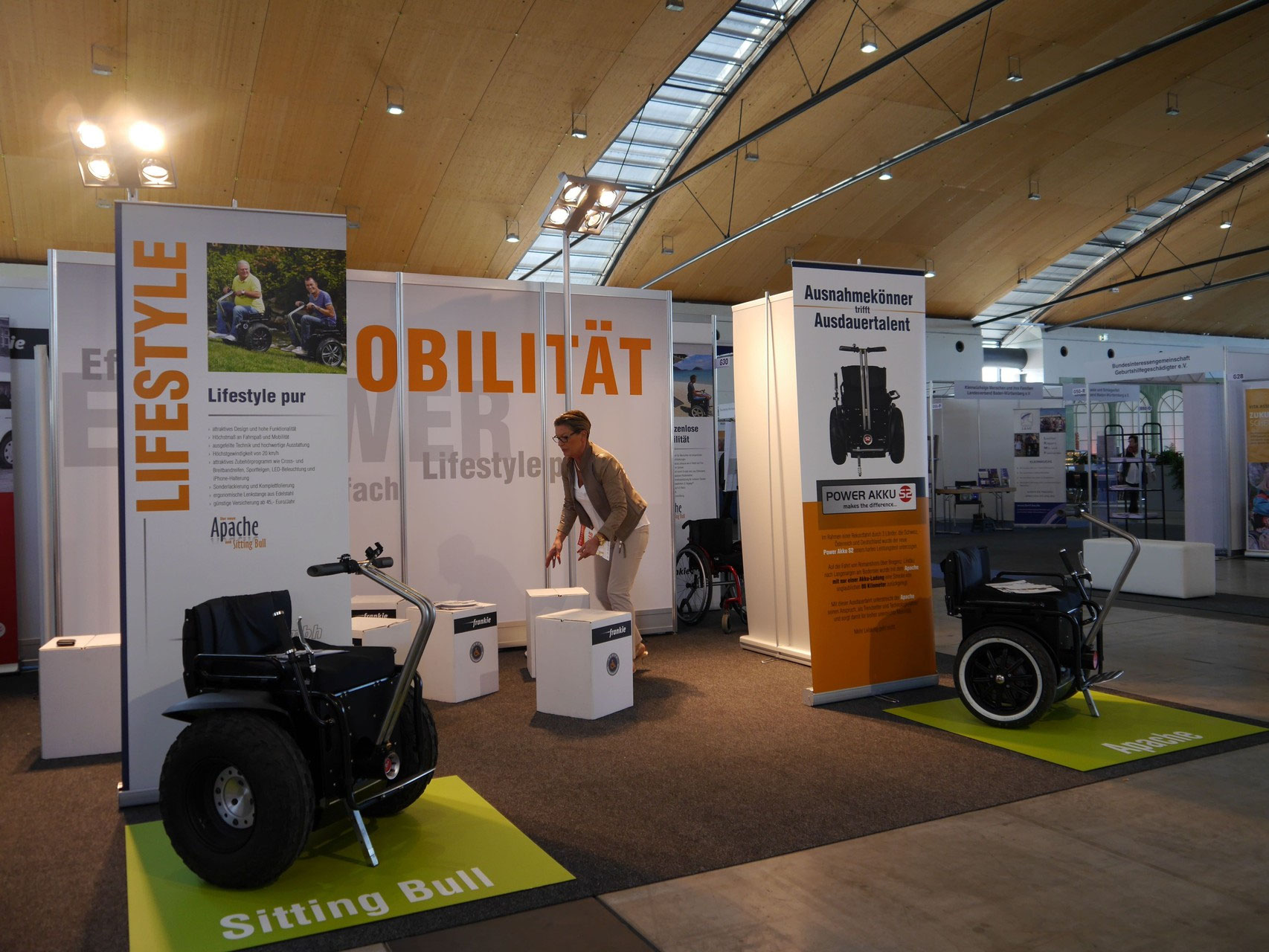Messe REHAB 2015 frankie Aufbau Messestand - frankie GmbH, Rollstuhl-Segway Apache Sitting Bull