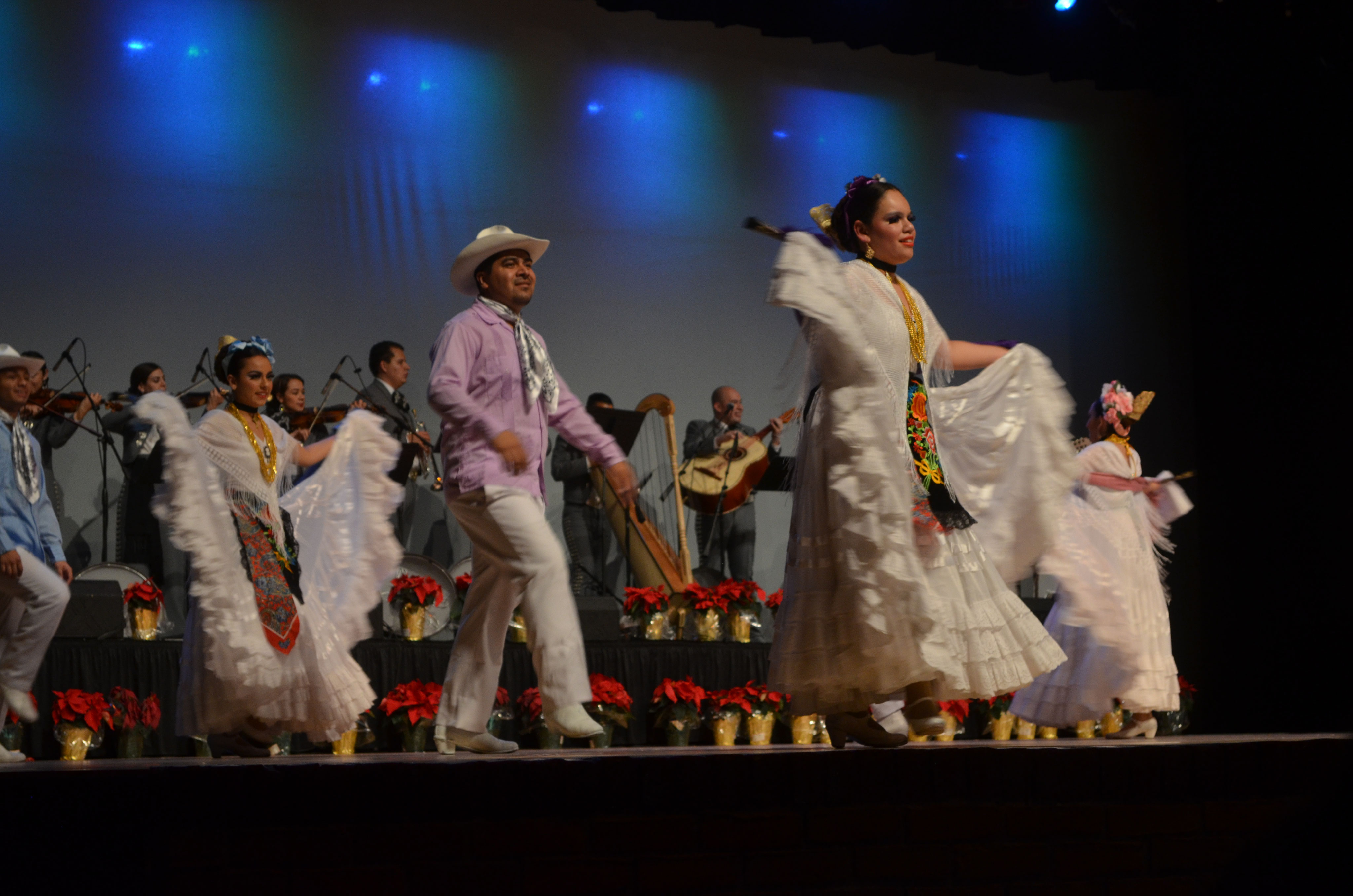 Mariachi Christmas - hispanochamber
