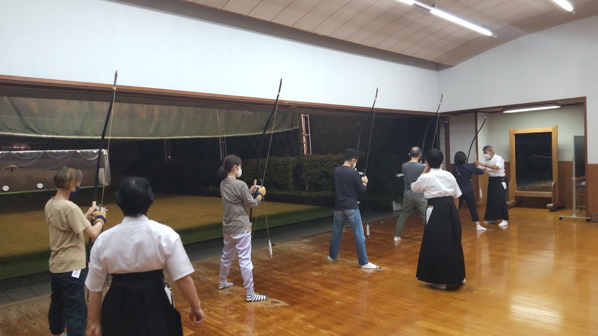 初心者教室 稲城市弓道連盟