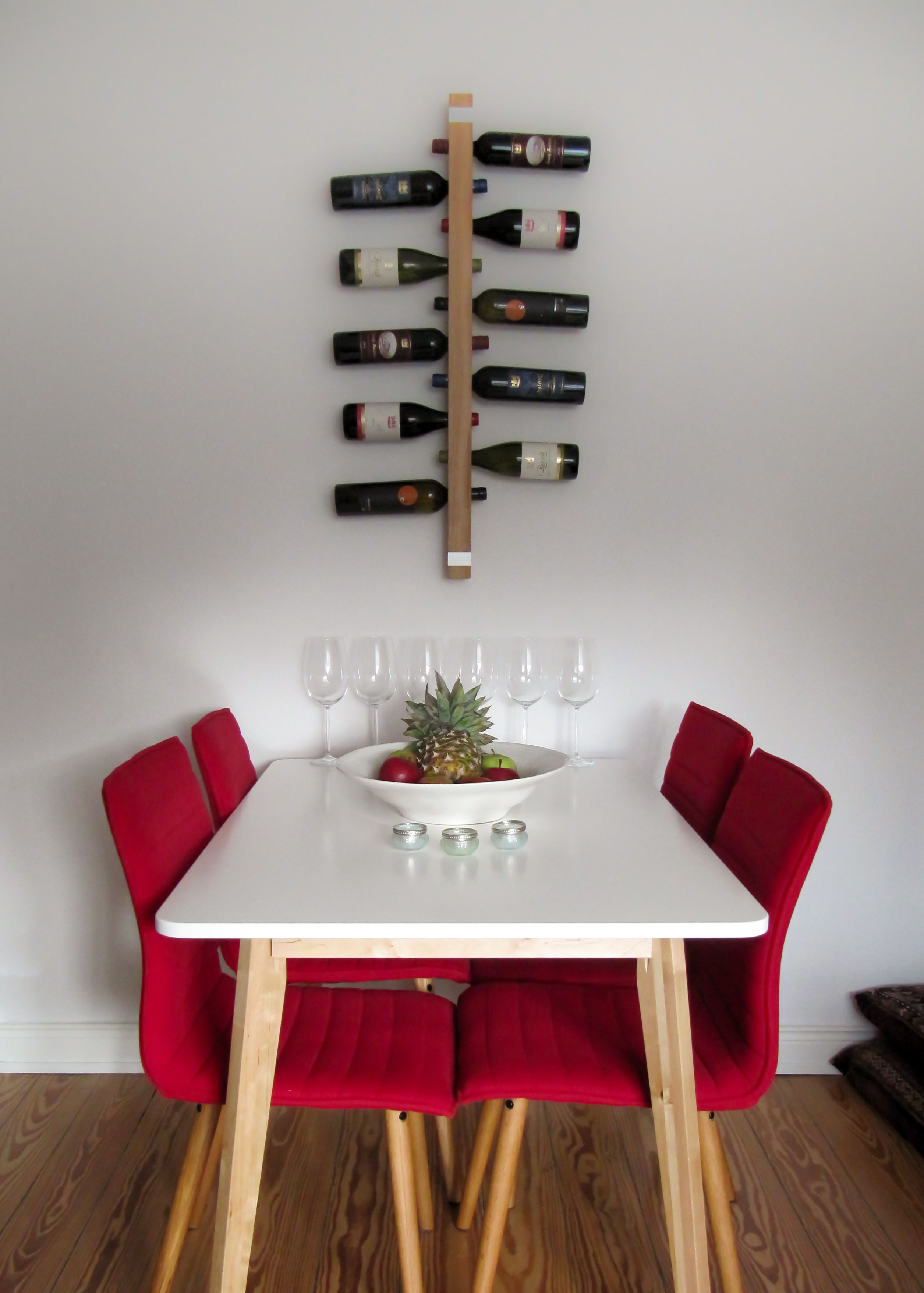 WEINREGALO - Das Design Weinregal aus edlem Holz für Ihre Wand