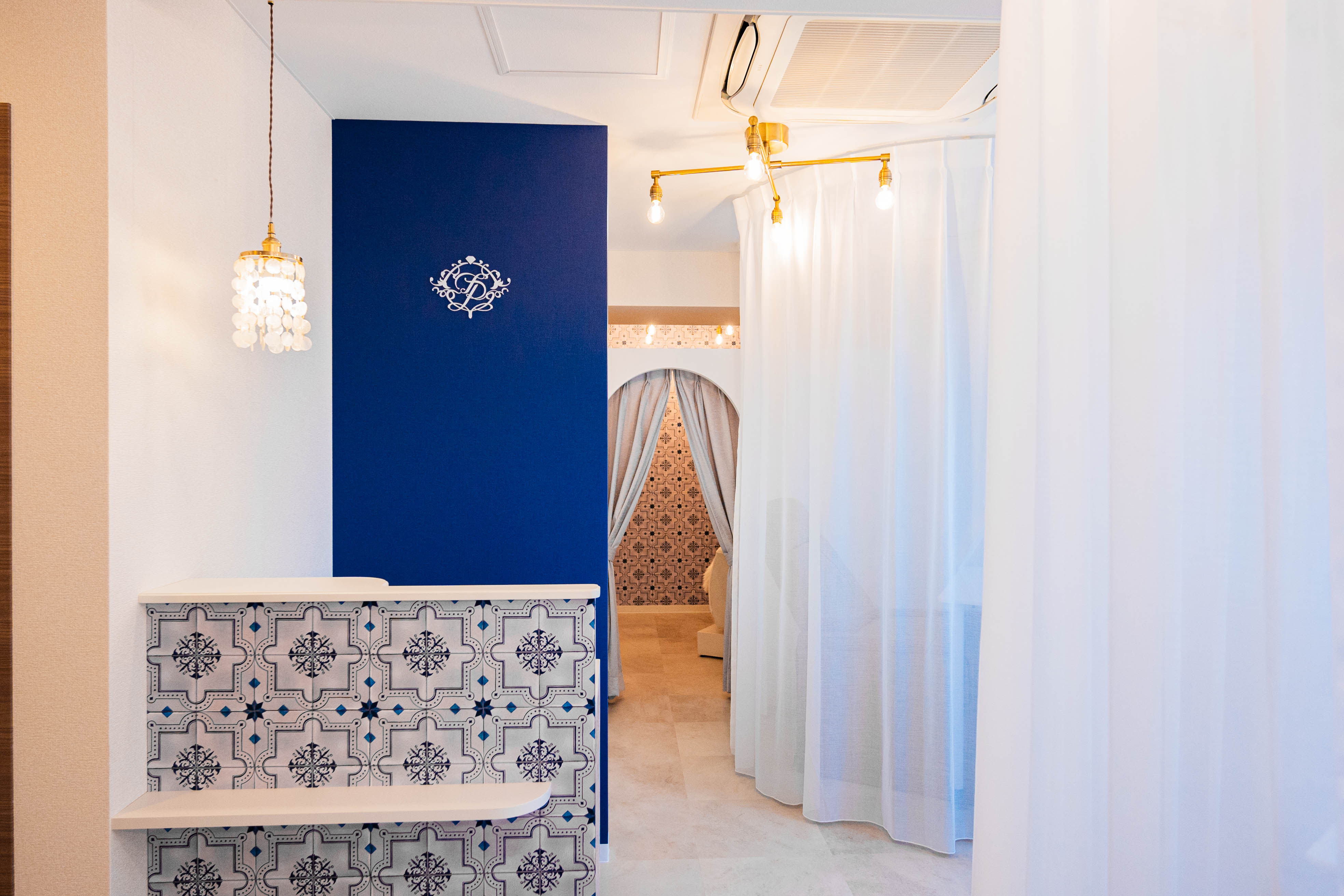 ネイルサロン店舗のインテリアコーディネート事例 東京 表参道店f Bloom Prellia インテリアコーディネートのラフスタイル Mako