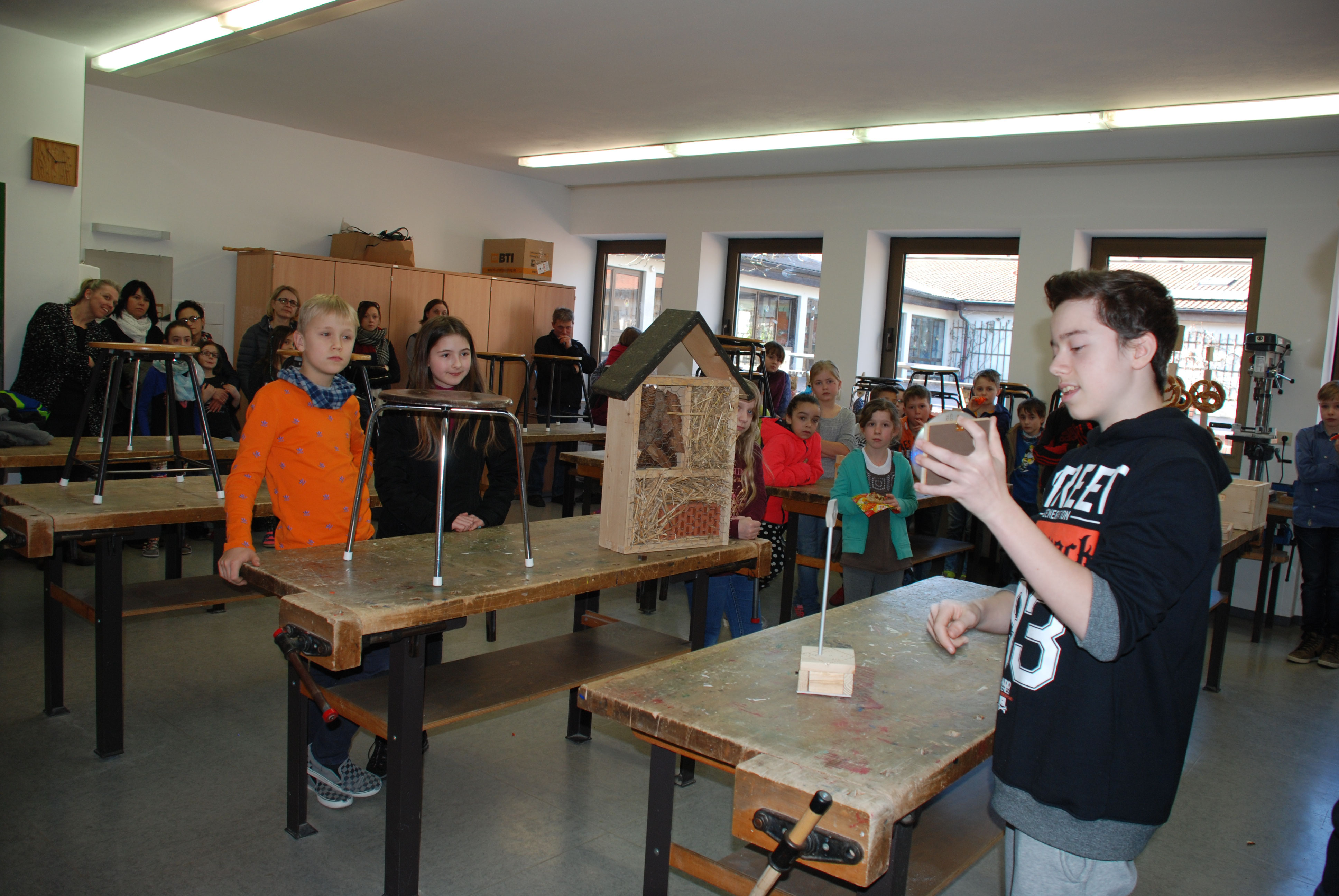Tag der offenen Tür an der Mittelschule  Grund und Mittelschule Buch