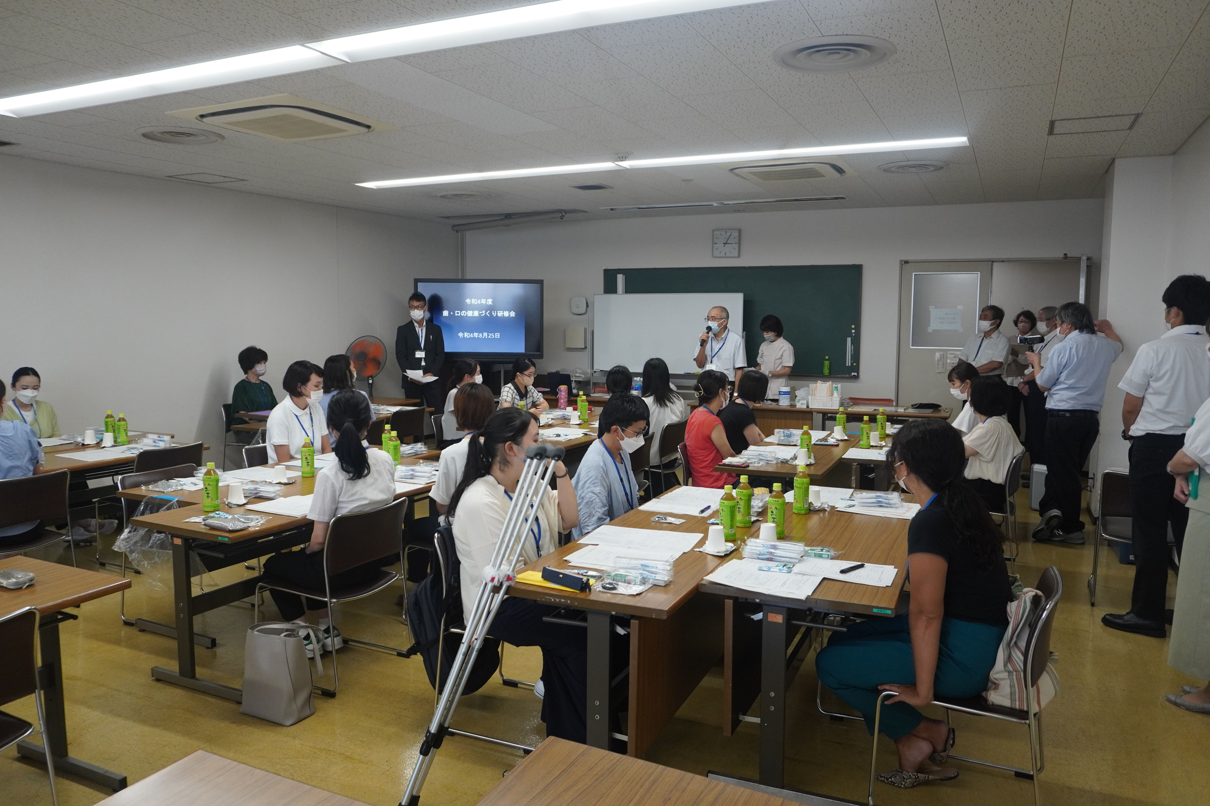 日本学校保健会　学校　結核　アレルギー　感染症　歯　口　養護教諭　冊子　心の健康 日本学校保健会 学校 結核 アレルギー 感染症 歯 口 養護教諭