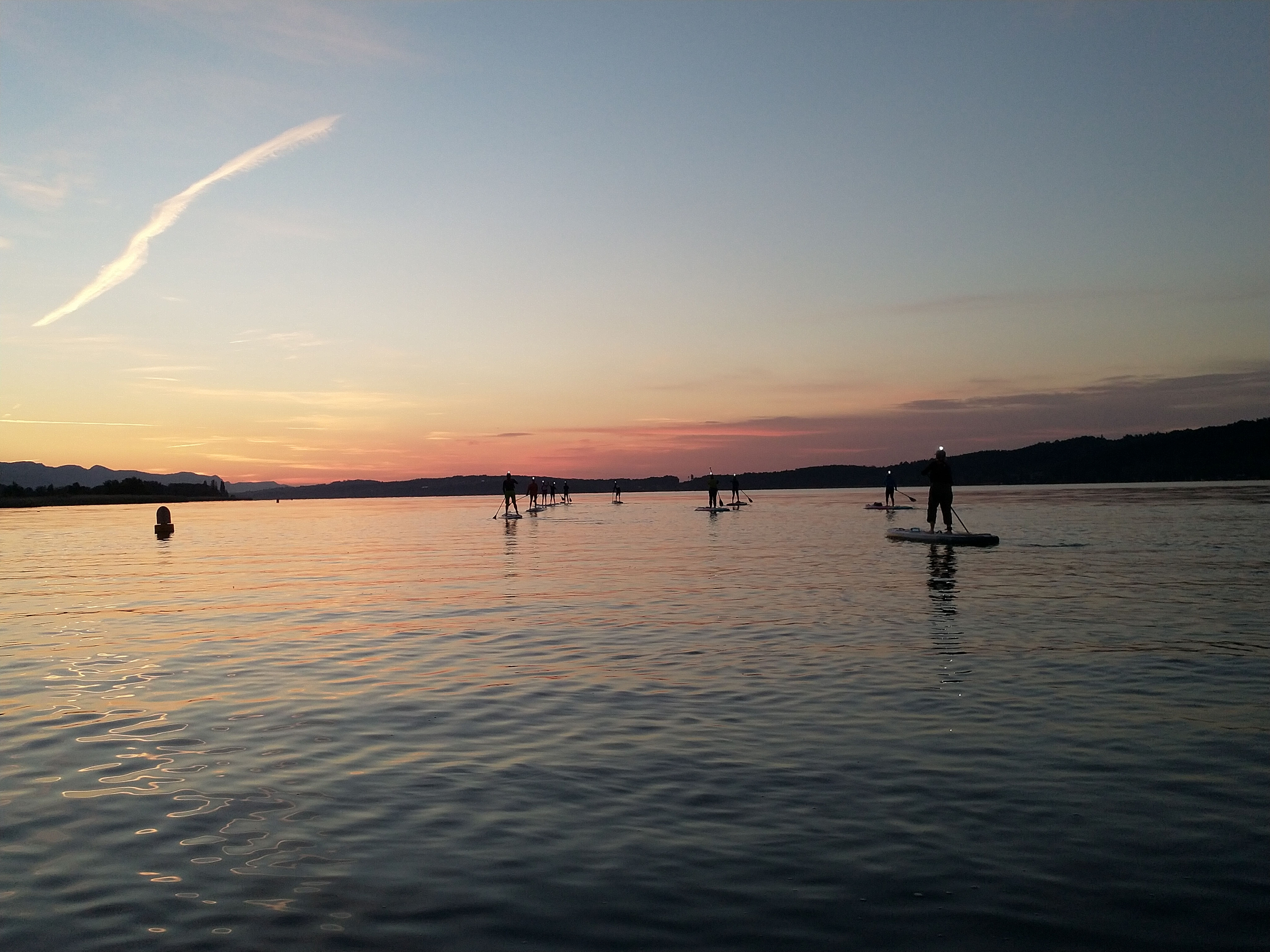 STAND UP PADDLING ERLACH am Bielersee Sonnenaufgang Tour supstation.ch