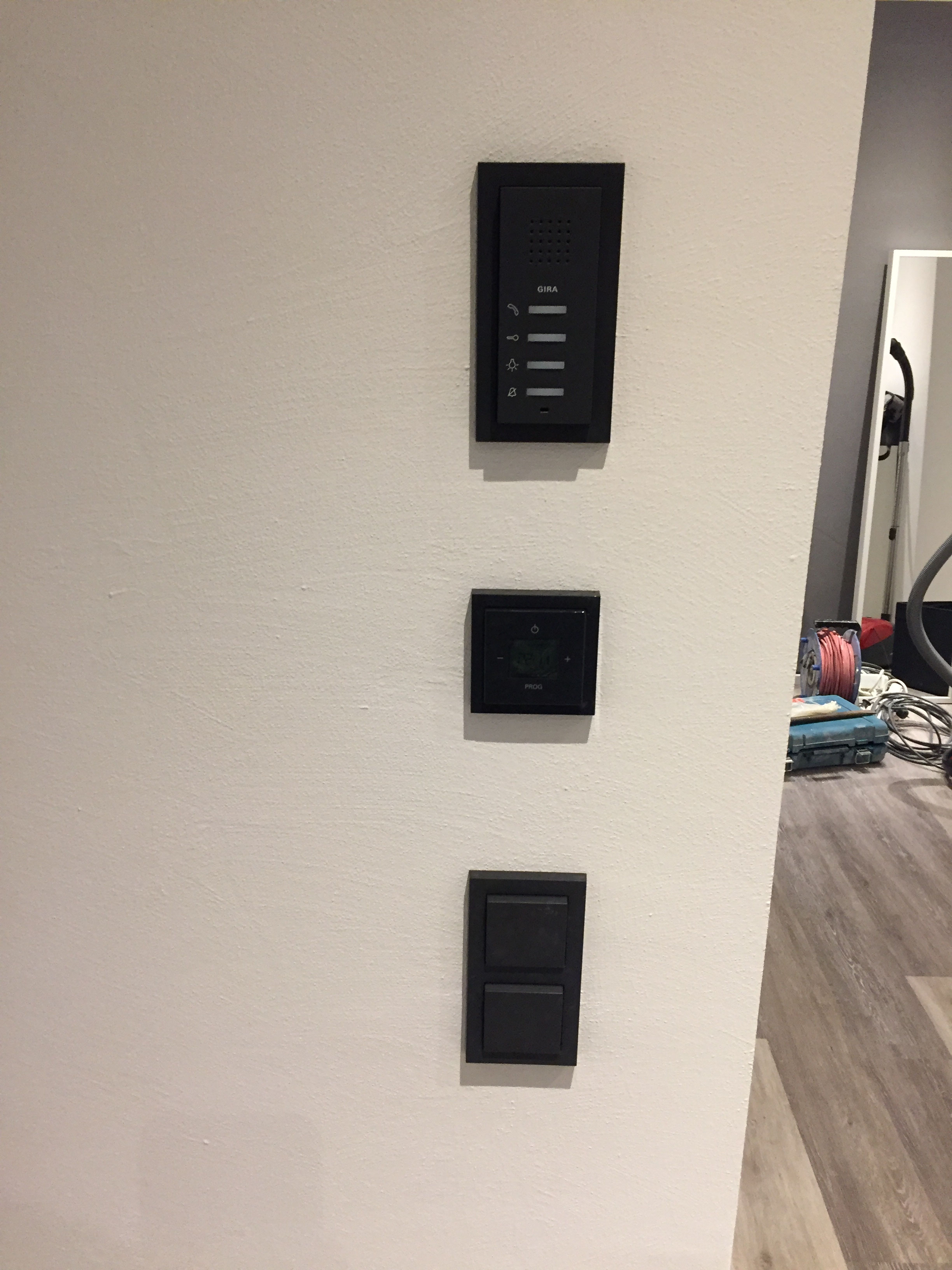 Mehrere Räume renovierung wohnung elektrotechnik sommer Mehrere Räume renovierung wohnung elektrotechnik sommer
