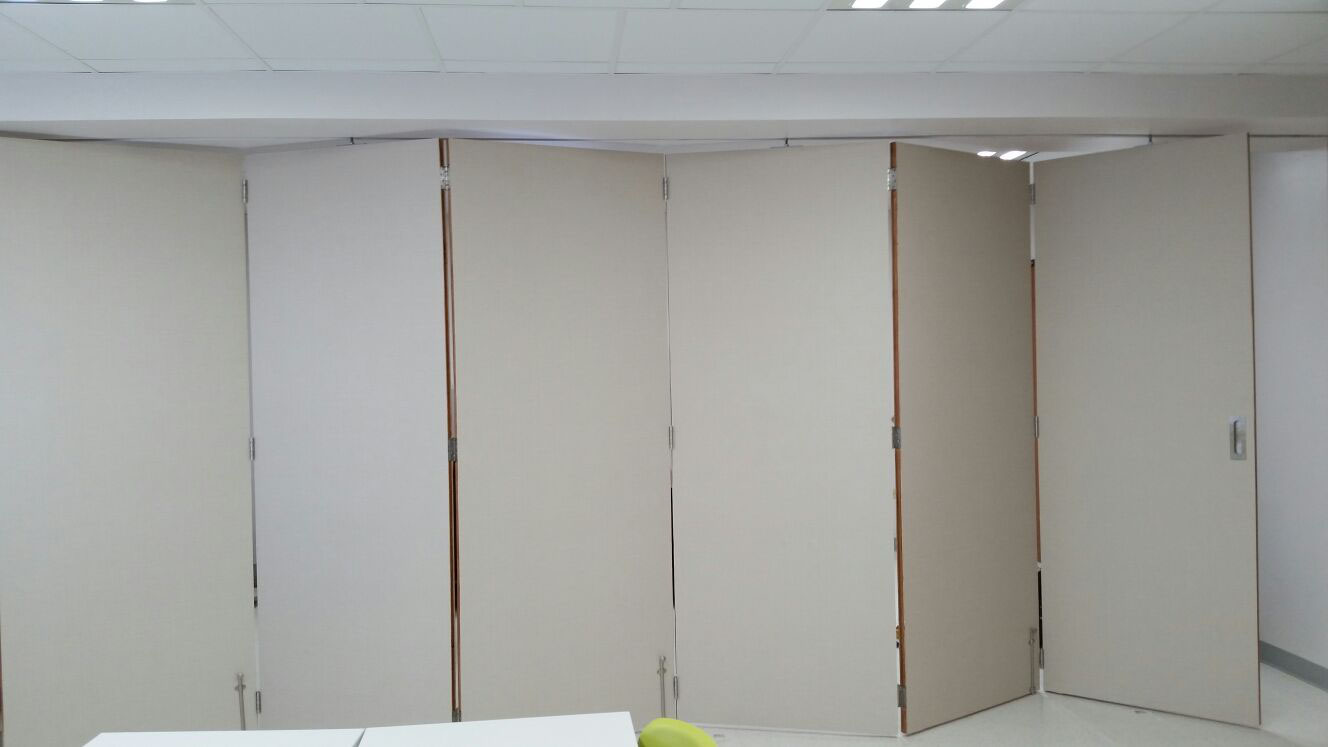 Puertas Acordeón Y Ventanas De Madera En Puerto Rico La Puertas Acordeón Y Ventanas De Madera En Puerto Rico La Casa Las