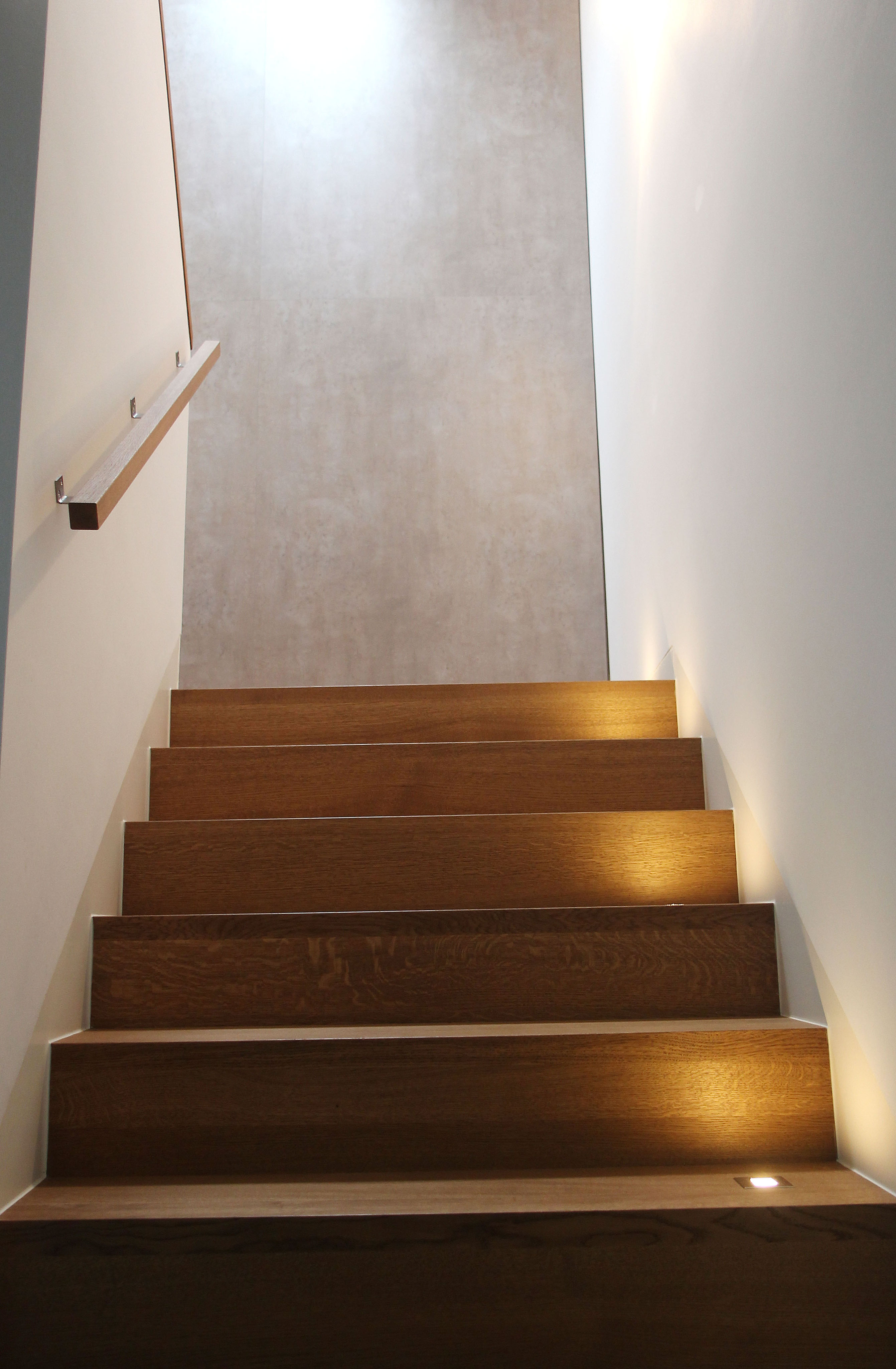 Treppenbeleuchtung - HH-Leuchten