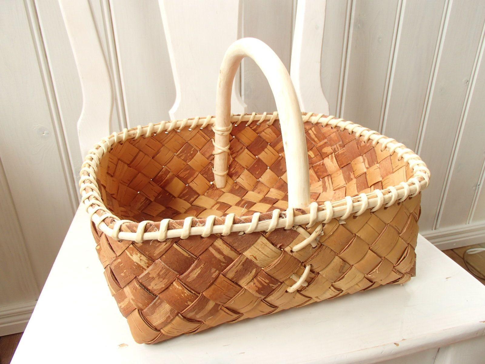 ロシア　ケイト作ロシア　白樺作家　バスケット ロシア ケイト作ロシア 白樺作家 バスケット 白樺ウォールバスケット