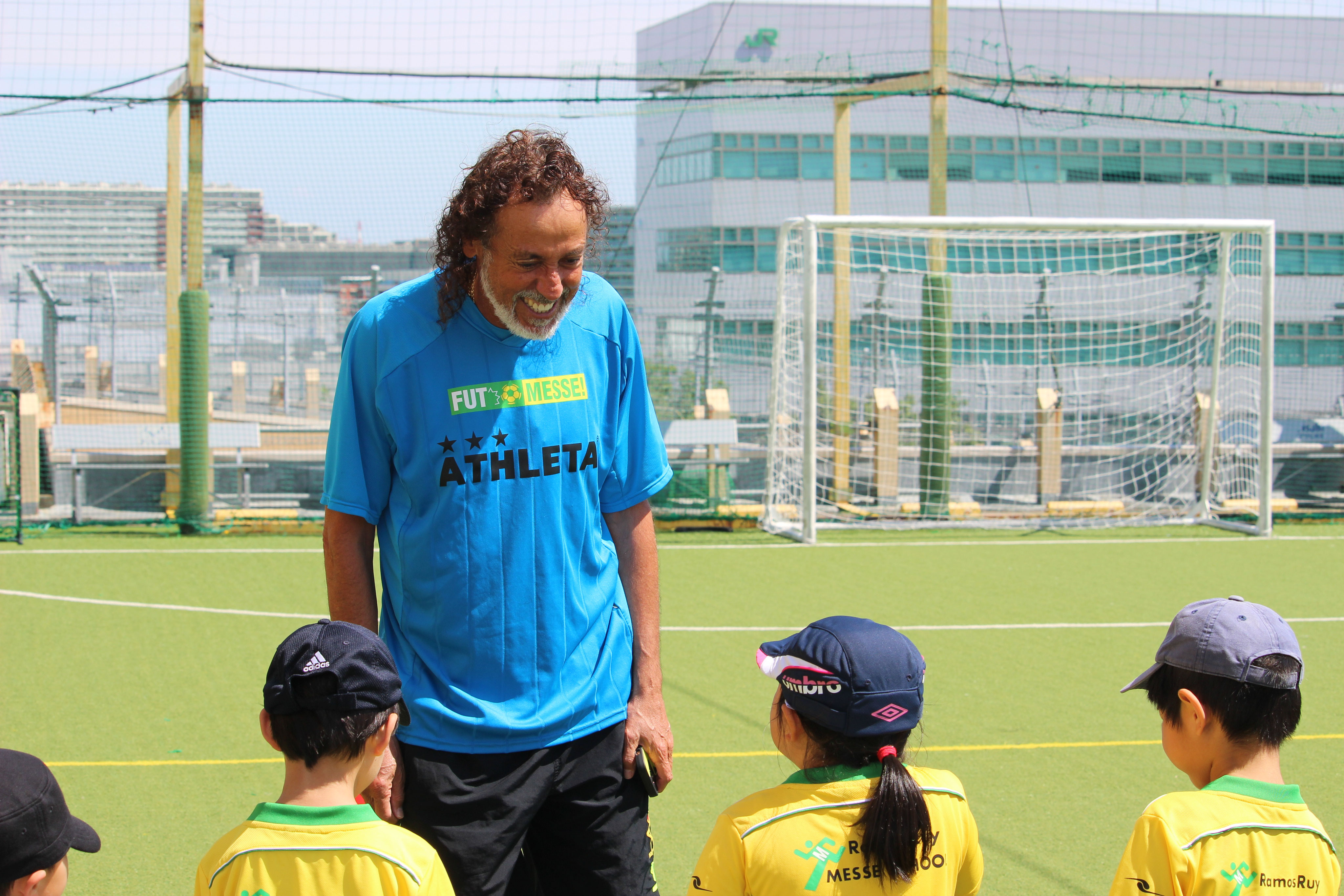 93”日本代表PUMA 青 スーツ XOサイズラモス瑠偉 サイン入り 93”日本代表PUMA 青 スーツ XOサイズラモス瑠偉 サイン入り ラモス瑠偉