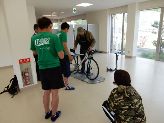 パンク 修理 自転車 出張