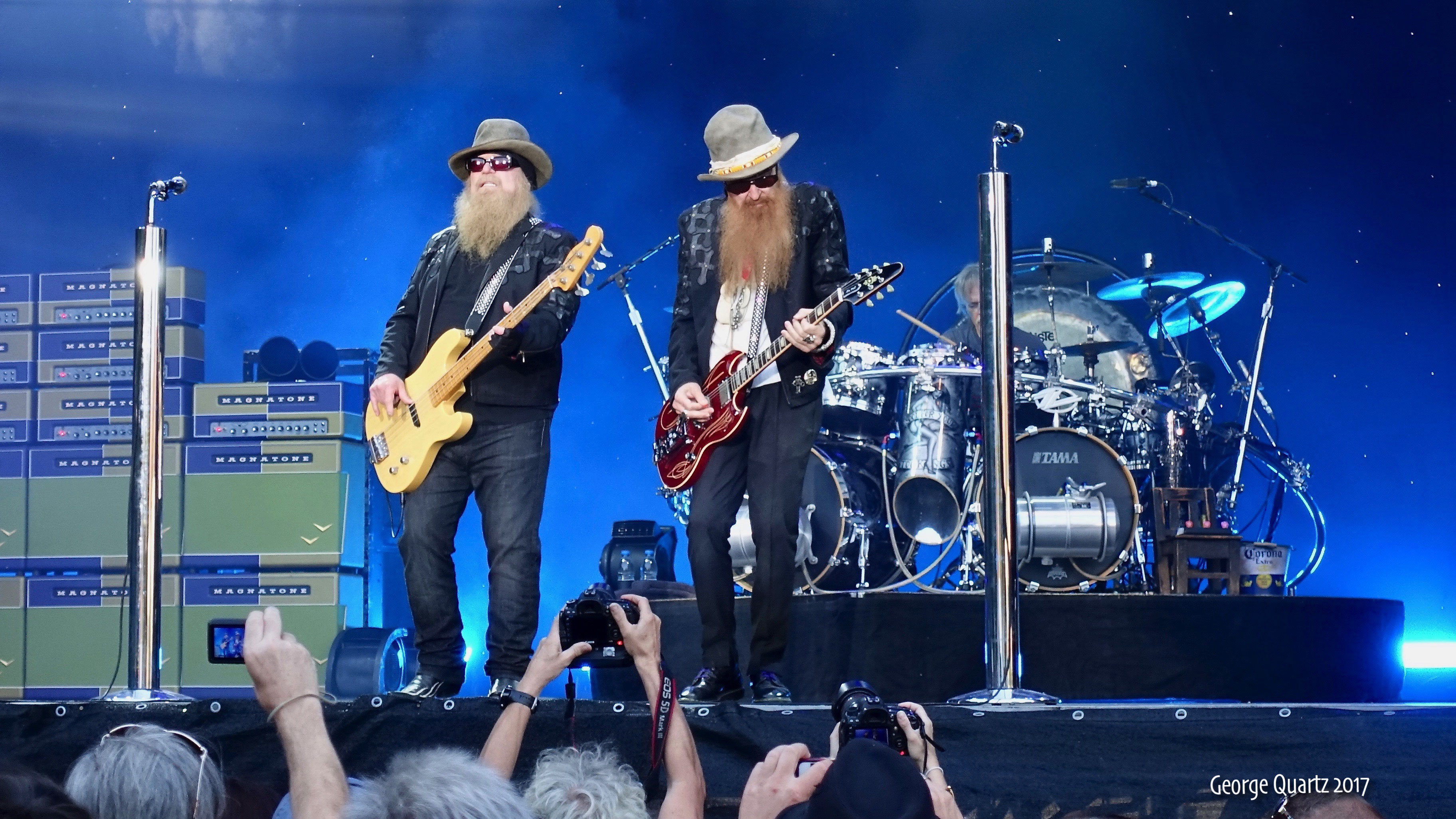 ZZ Top quartz stagelight concert photography