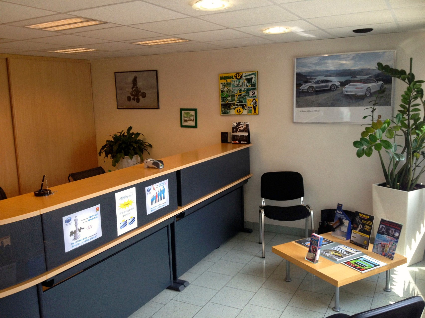 La réception GARAGE PLATZ