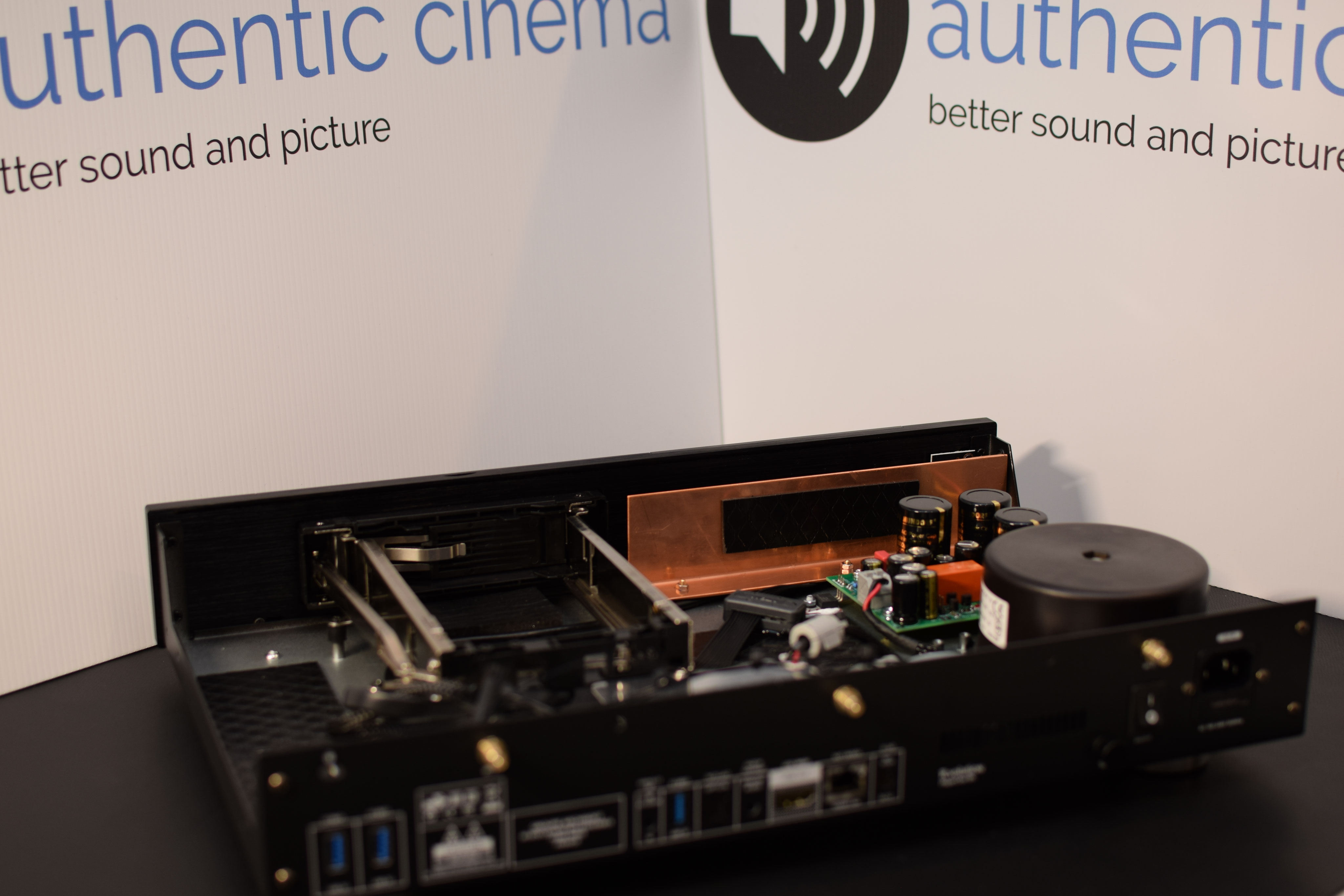 R_Volution Player One 8K authentic cinema