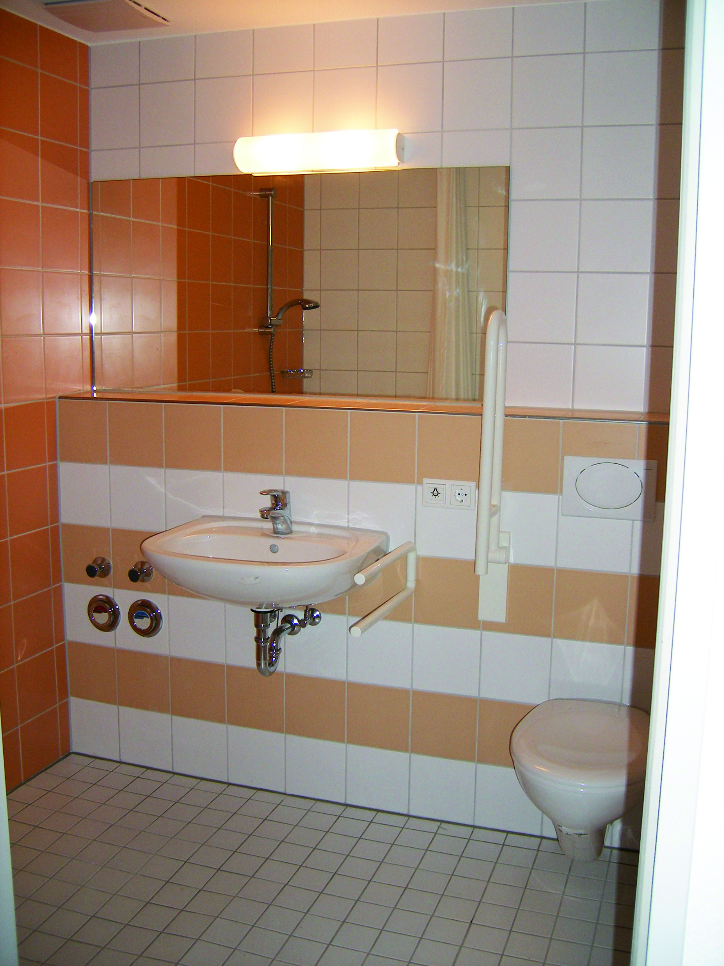 Betreutes Wohnen - EAC Solingen - Gepflegt leben, qualifiziert betreut