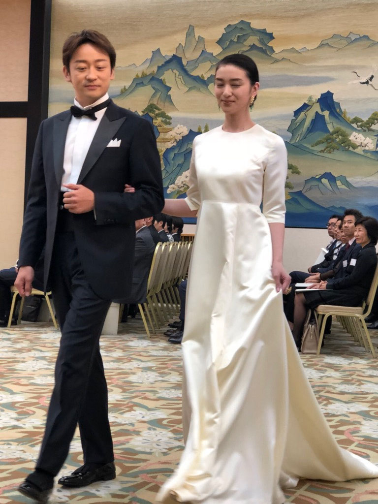 今年のベストフォーマリストは オリジナル コサージュの株式会社シベール