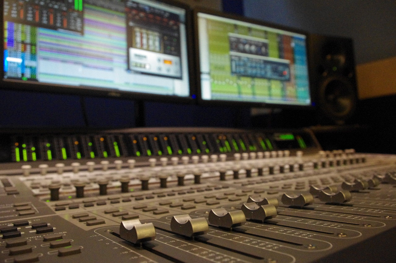 機材リスト - 福岡・太宰府のレコーディング・リハーサルスタジオ