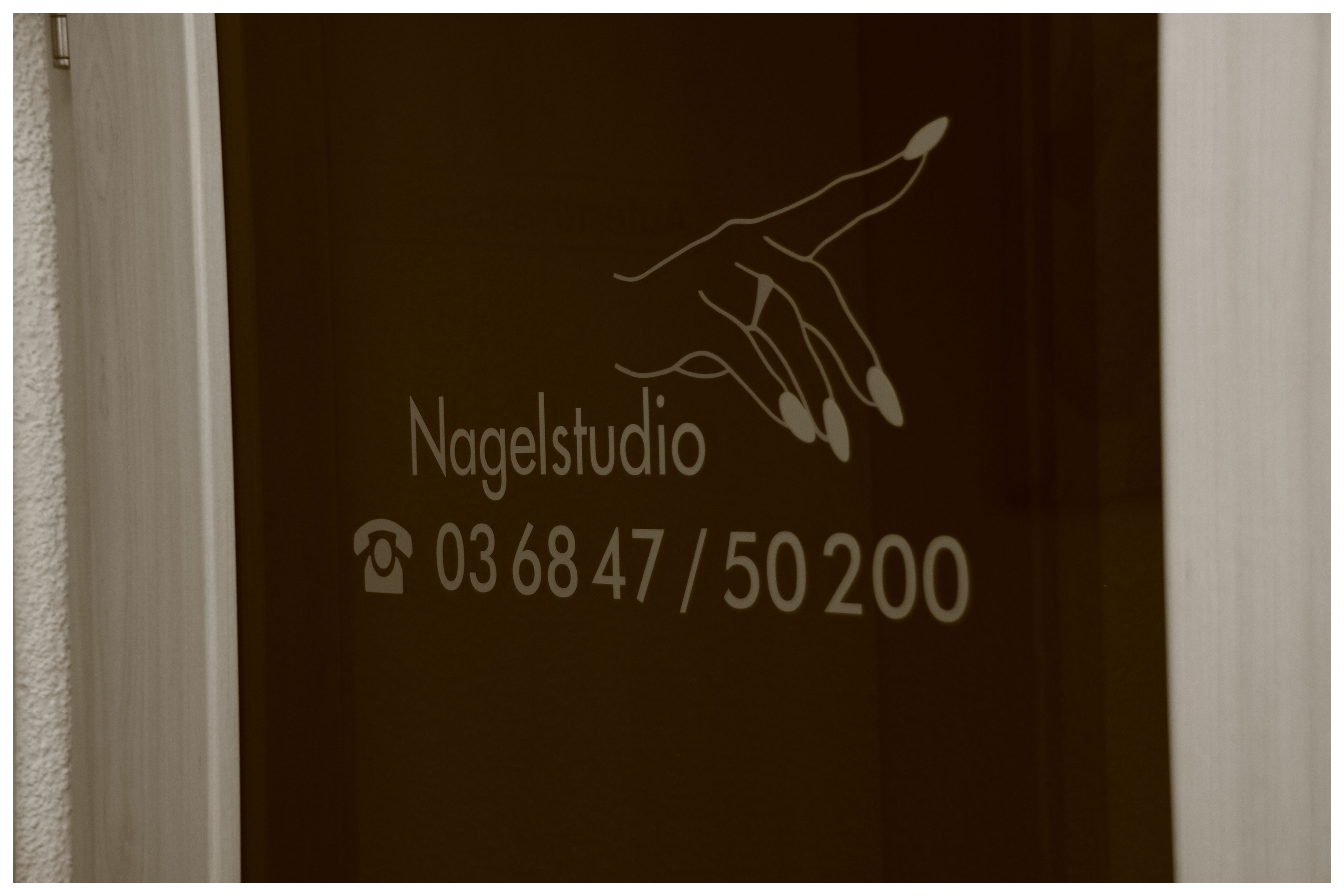 Nagelstudio Friseur und Kosmetiksalon Bernd Hoffmann