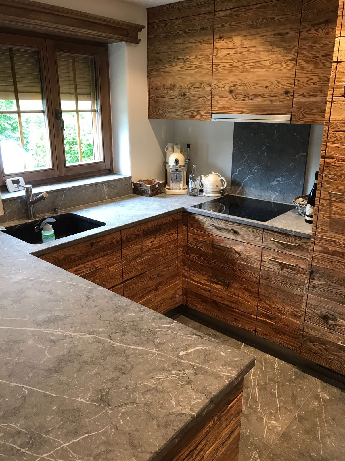 Küchen und Bäder - 1548950135s Webseite!