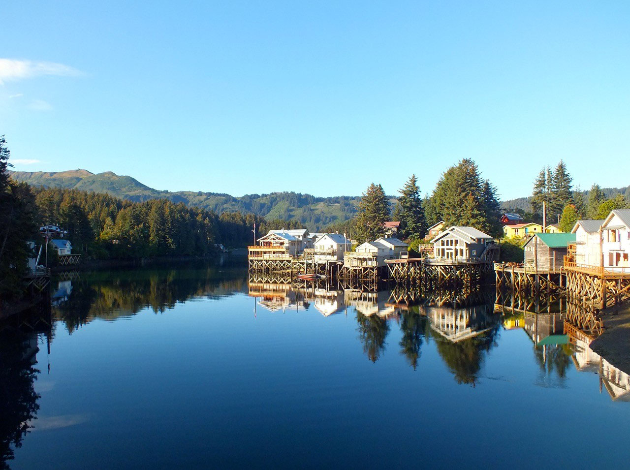 About Seldovia Linwood Bar & Grill