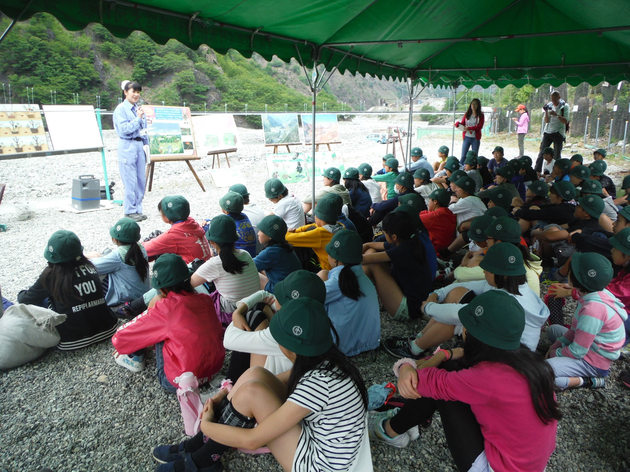 園芸脚立｛太宰府市インター近隣で引き取り希望｝