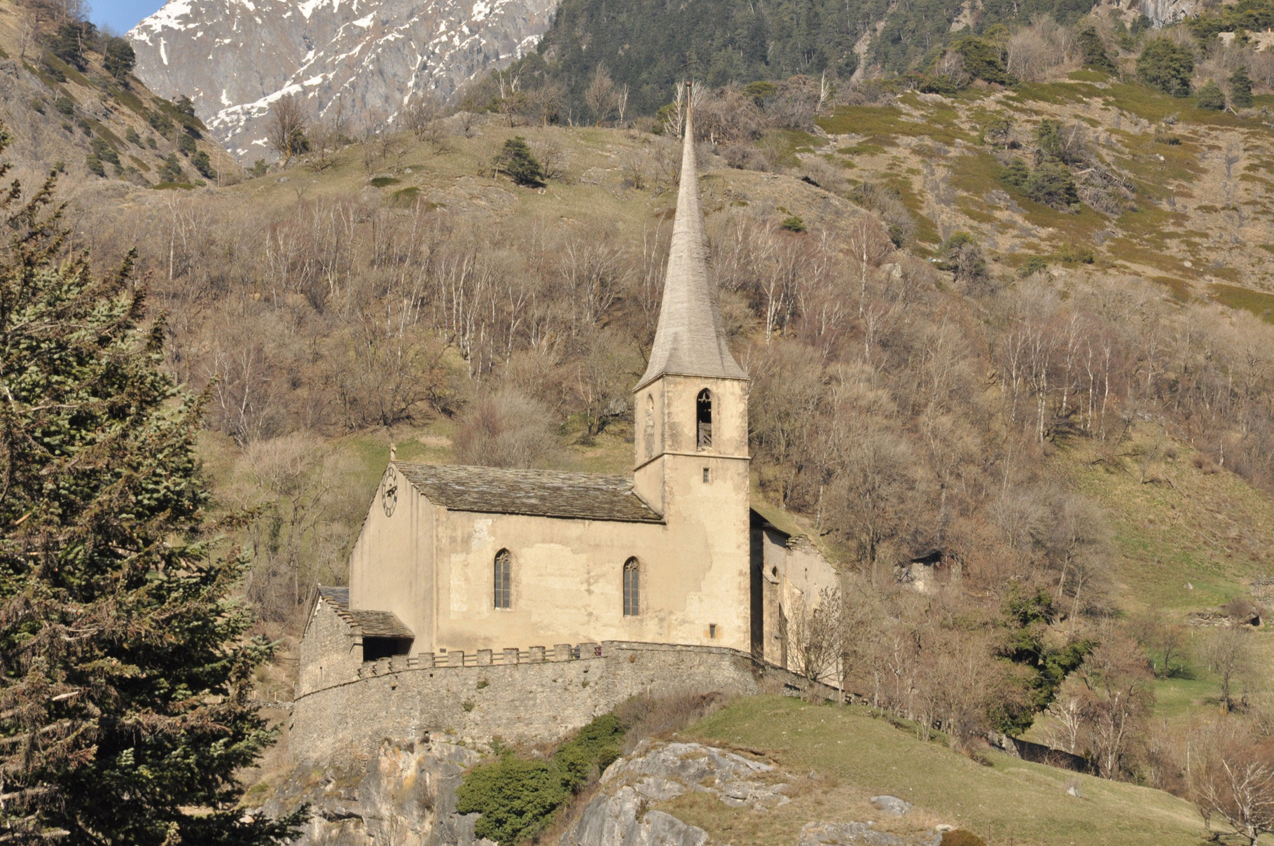 Burgkirche Raron oberwalliserkirchens JimdoPage!