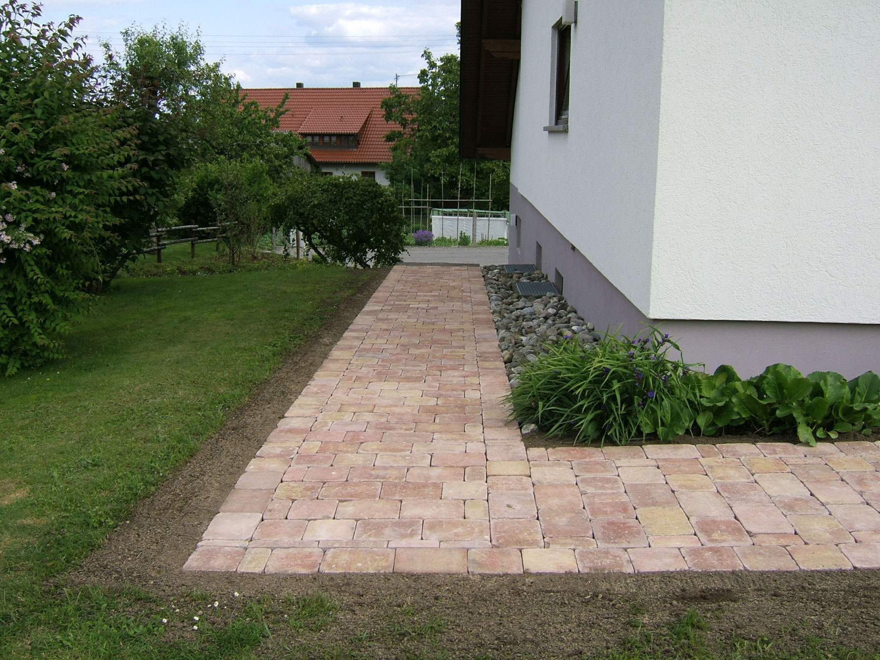 Pflasterarbeiten Gartengestaltung und Garten und Landschaftsbau