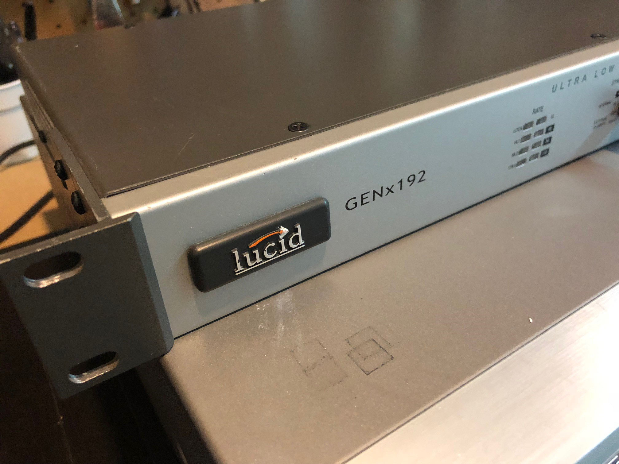 Lucid SSG192 マスタークロックジェネレーター Yahoo!オークション - Lucid ルシッド マスタークロック