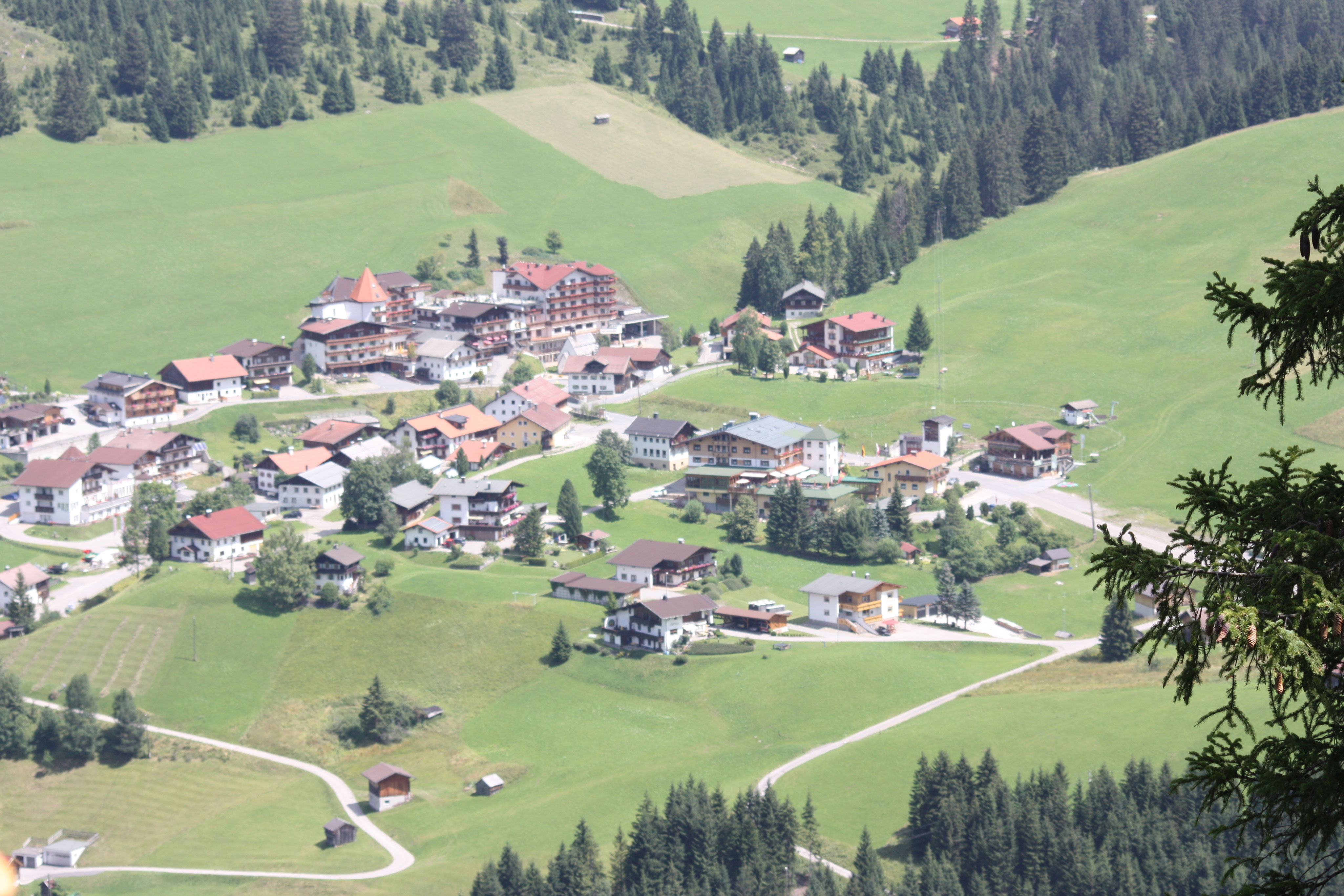 Tiroler Zugspitz Arena Tiroler Zugspitz Arena Haus Doornbosch