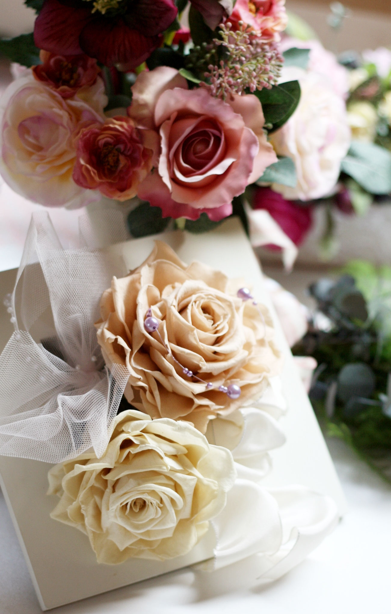 プリザーブドフラワー 、アーティスフィシャルフラー花器 33点セット