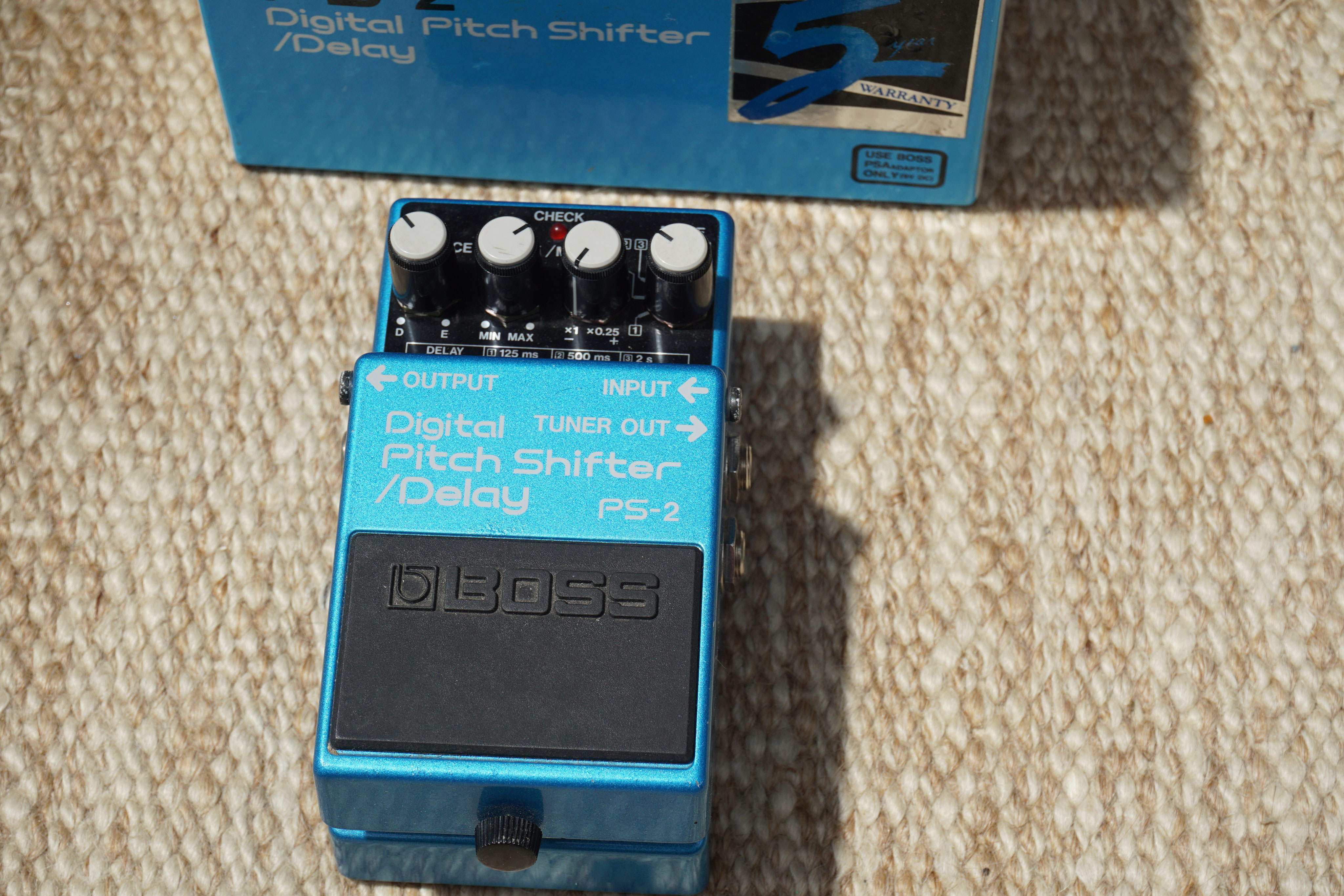 Boss PS-2 Digital Pitch Shifter - catales Webseite!