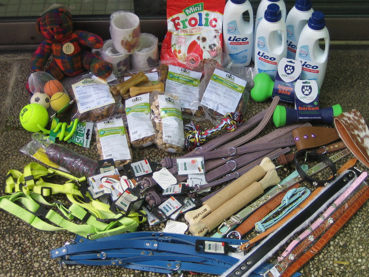 Ein Paket geht nach Spanien Hilfe mit Herz und Verstand