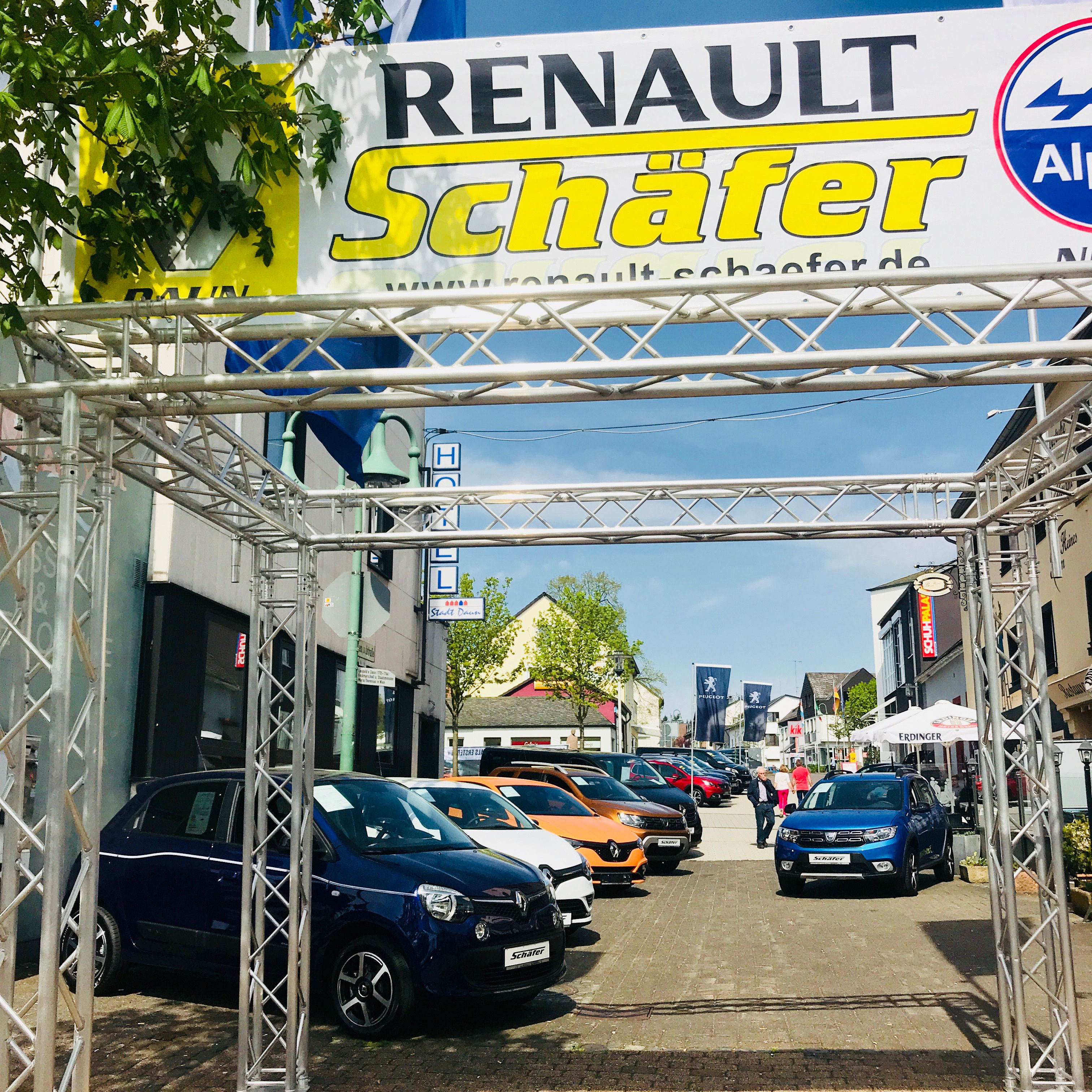 Verkaufsoffener Sonntag Im Fruhjahr Mit Grosser Automobilausstellung In Der Innenstadt Gvvdauns Webseite