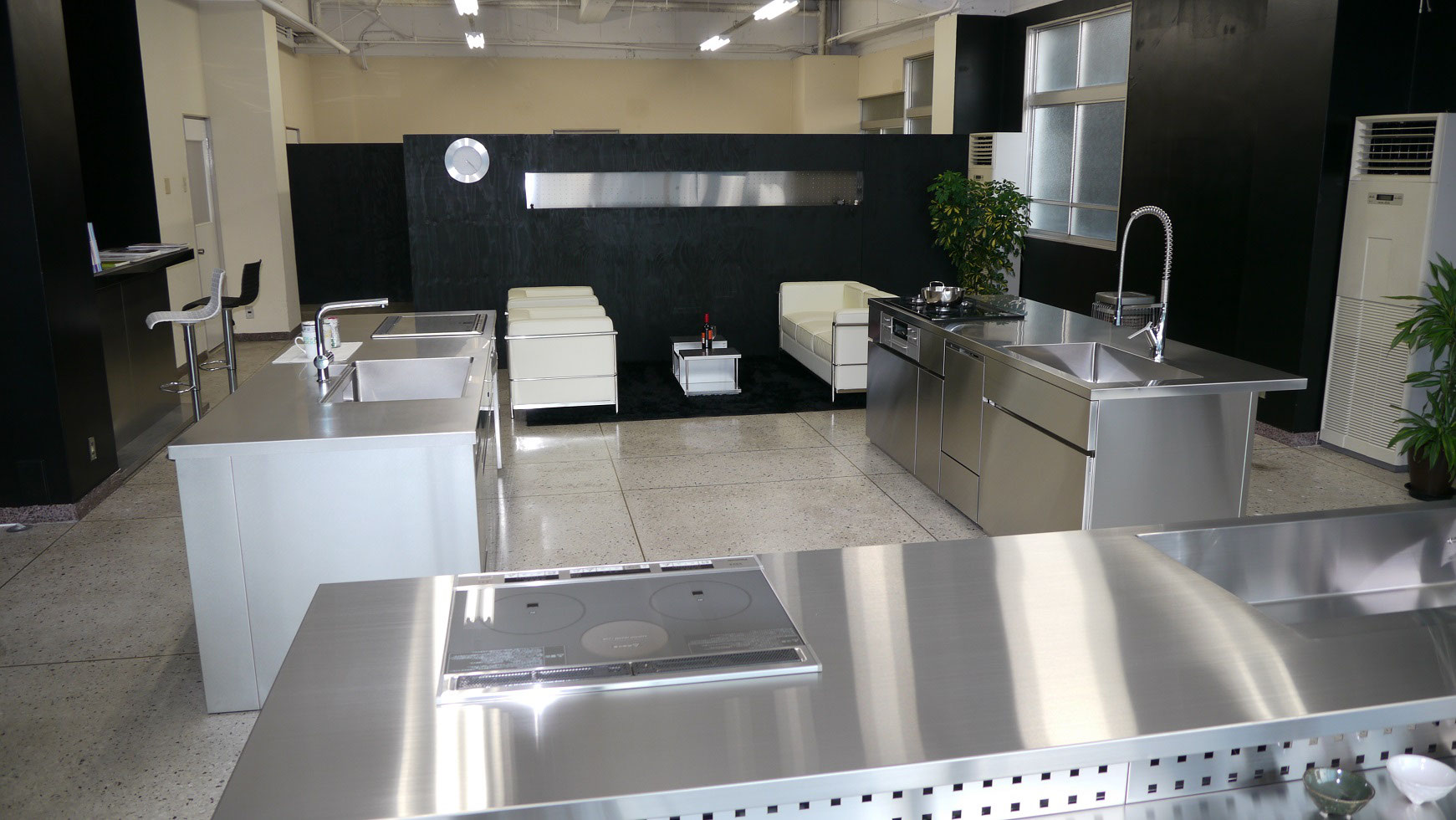 ステンレスオーダーキッチン製作会社ショールーム - キッチンスタイル ステンレスオーダーキッチン製作会社ショールーム - キッチンスタイル